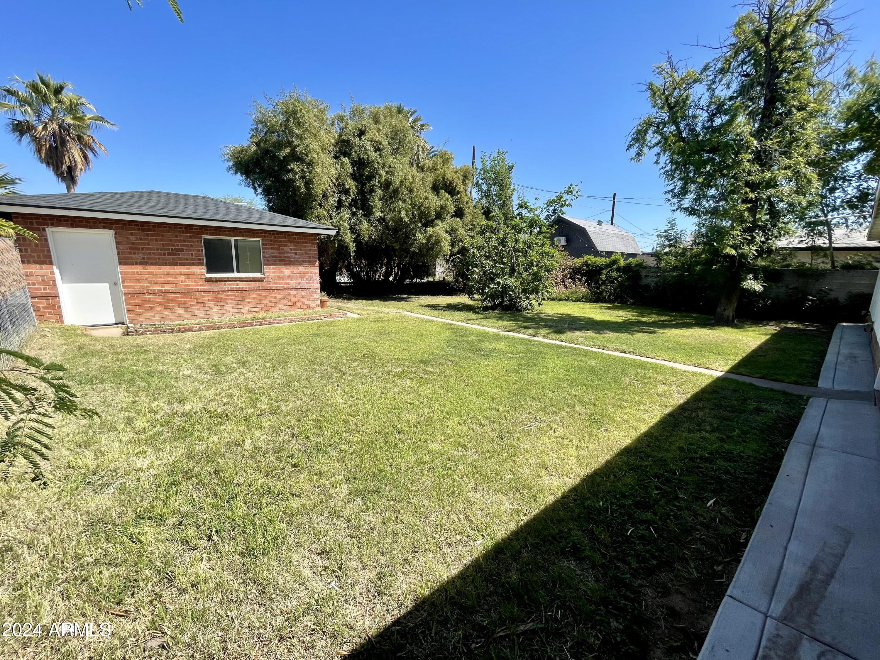 BEVERLY PARK - Residential
