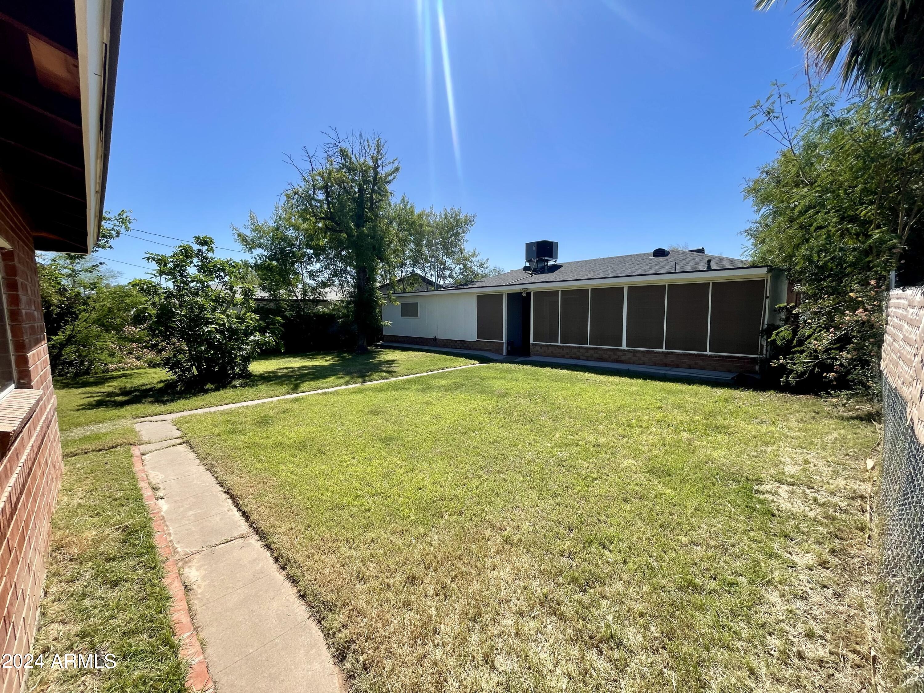 BEVERLY PARK - Residential
