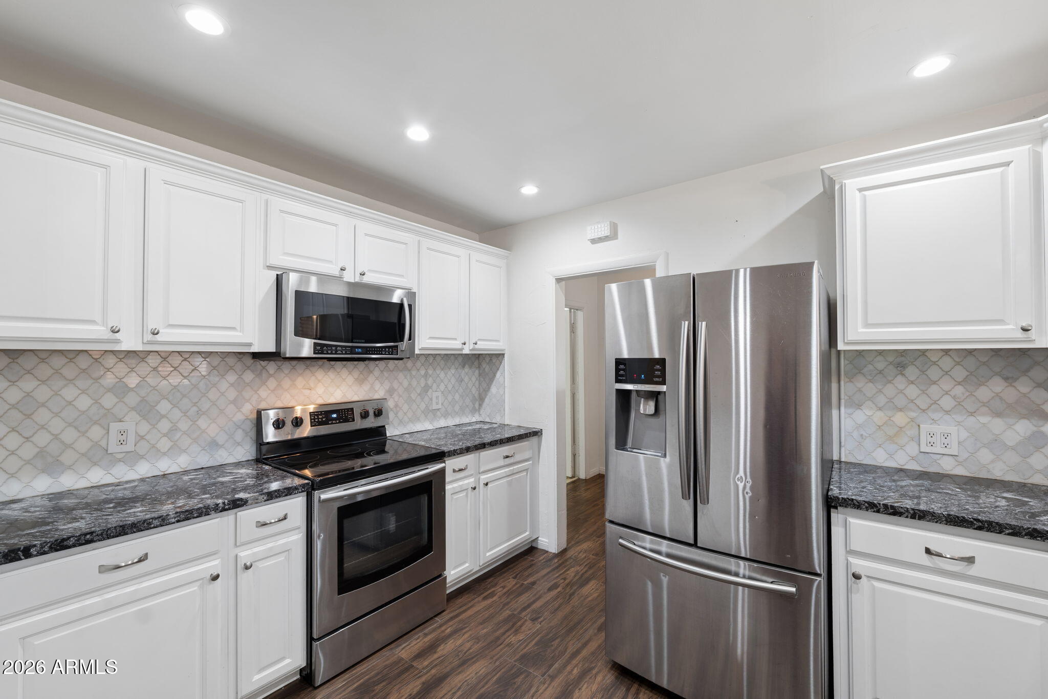 BEVERLY PARK - Residential