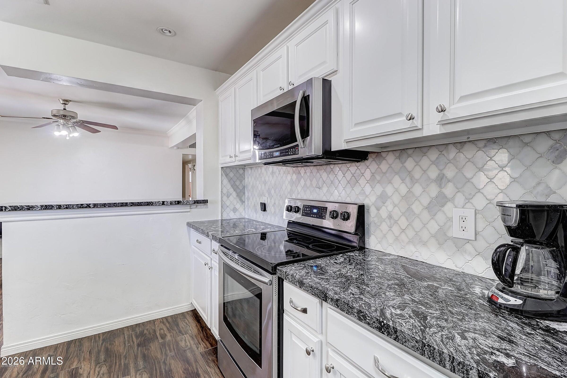 BEVERLY PARK - Residential