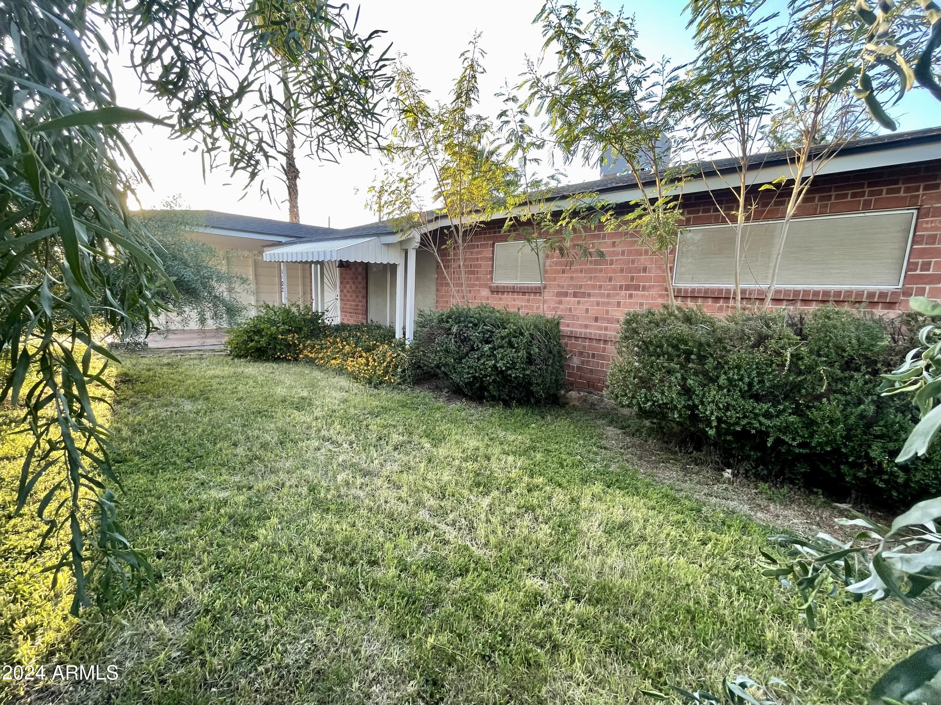 BEVERLY PARK - Residential
