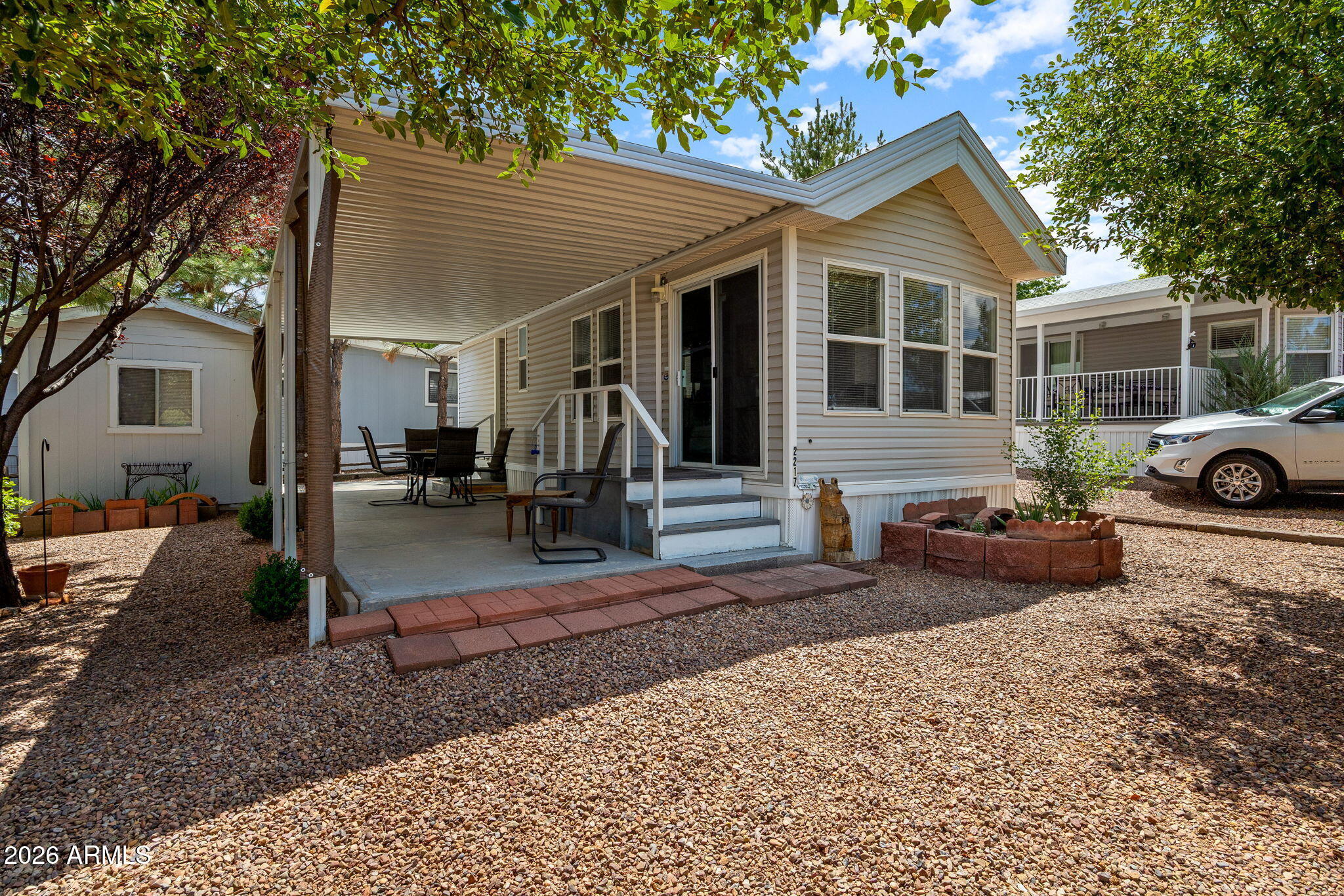 2217 Old Crooks Trail
