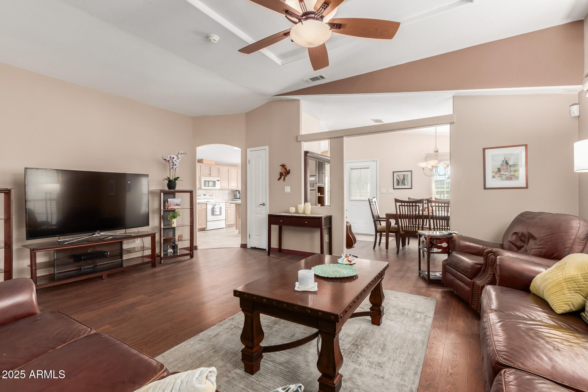 11201 N EL MIRAGE Road F16