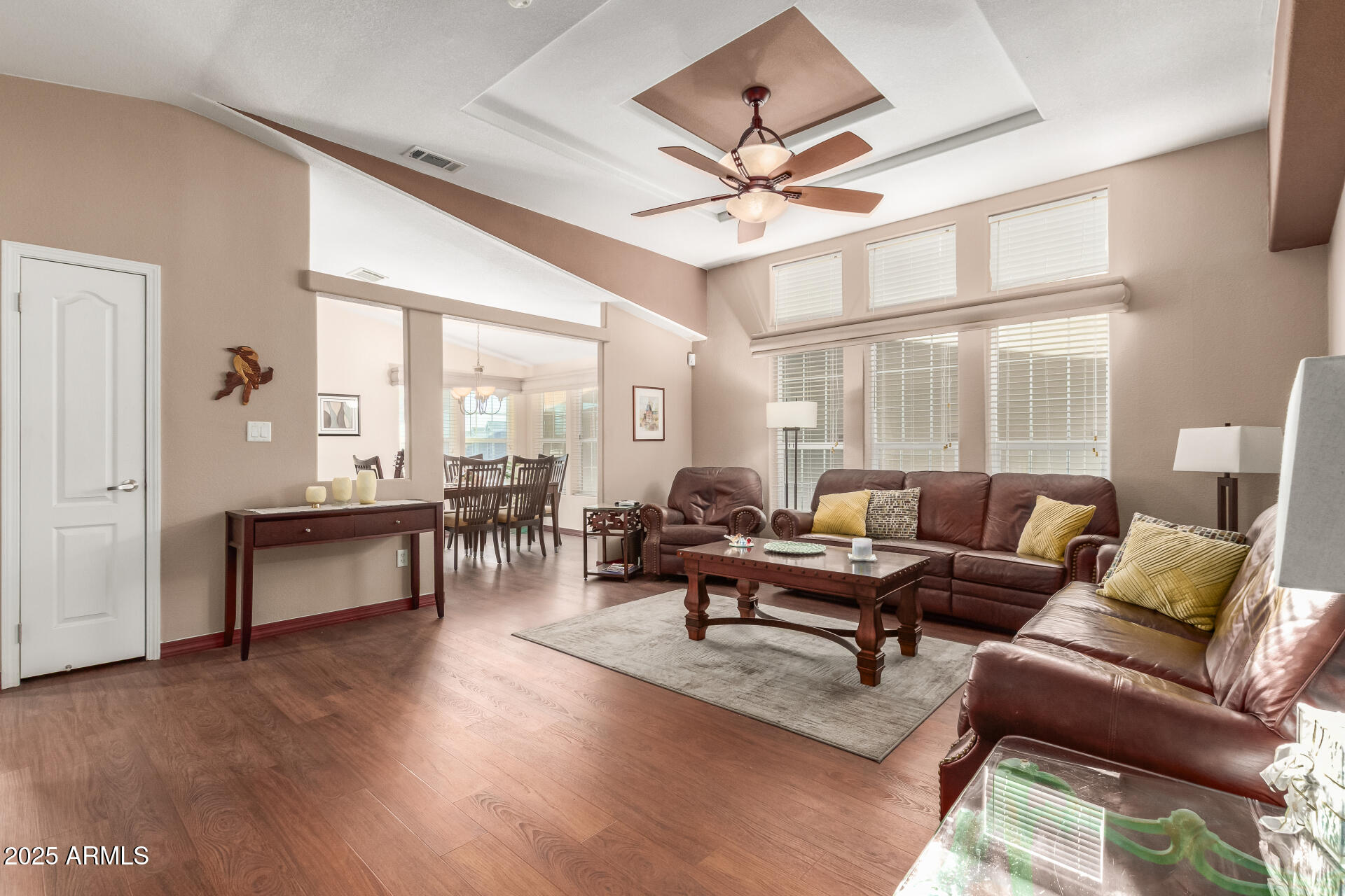 11201 N EL MIRAGE Road F16