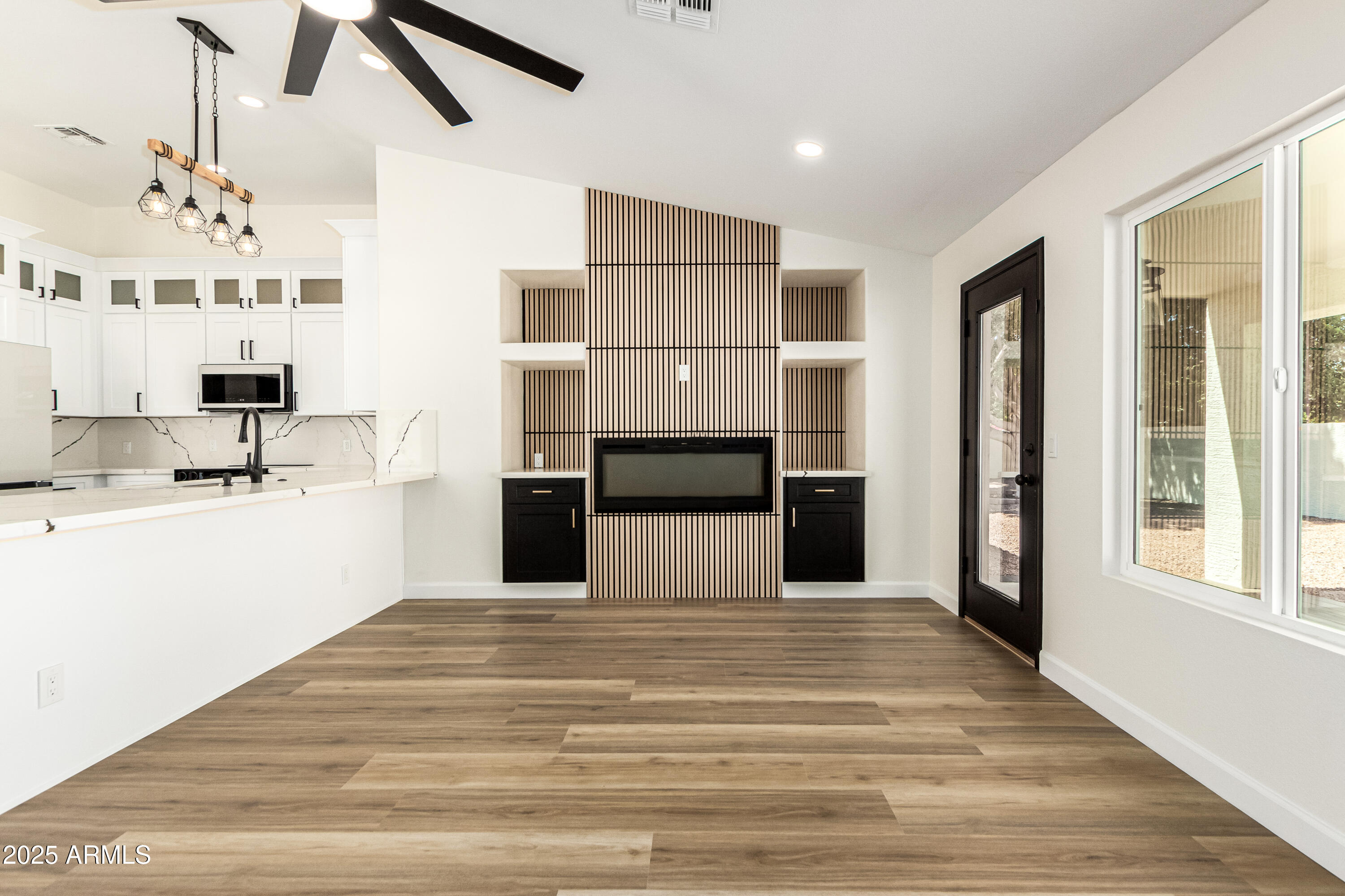 Homes 4 1710 S AARON --