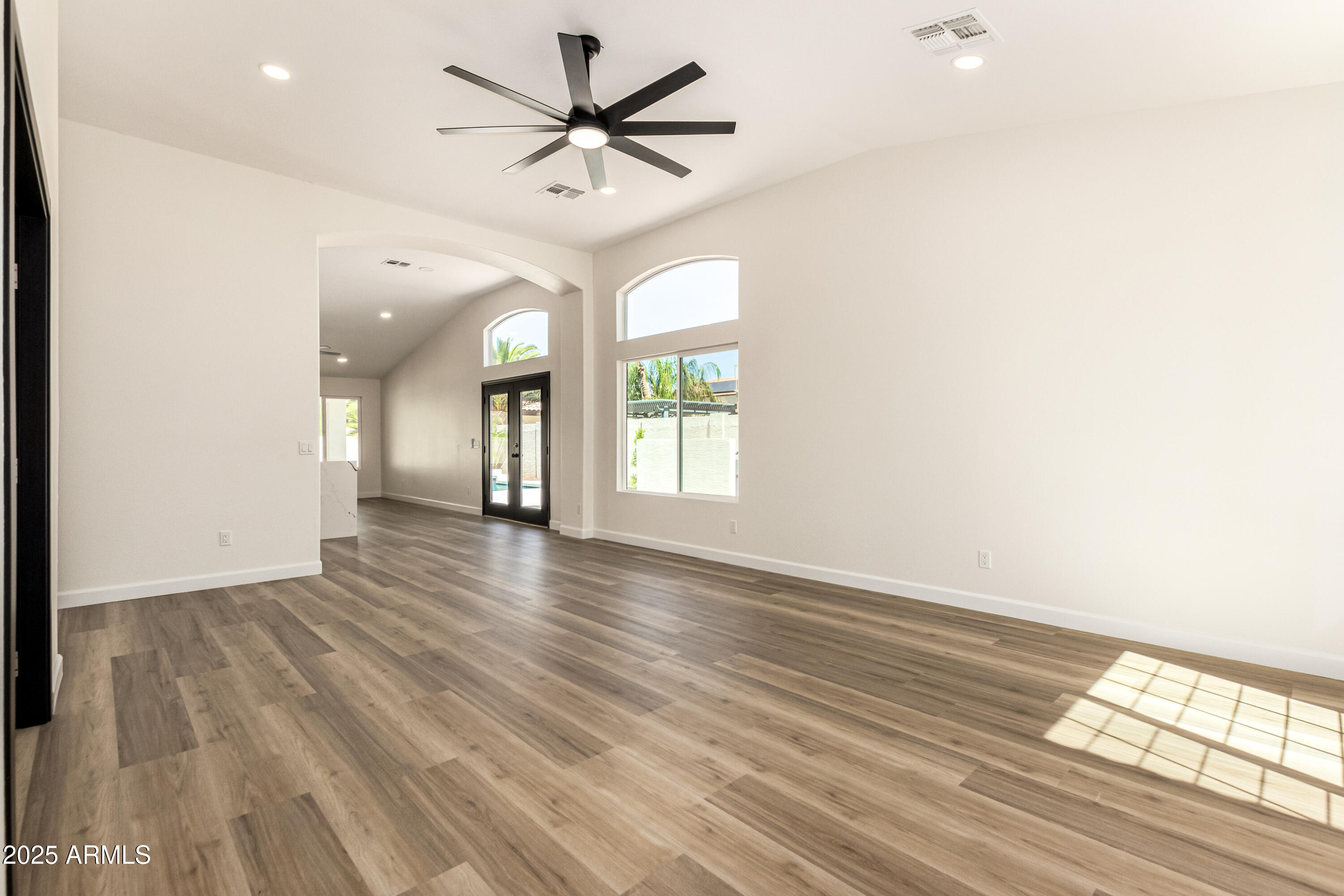 Homes 3 1710 S AARON --