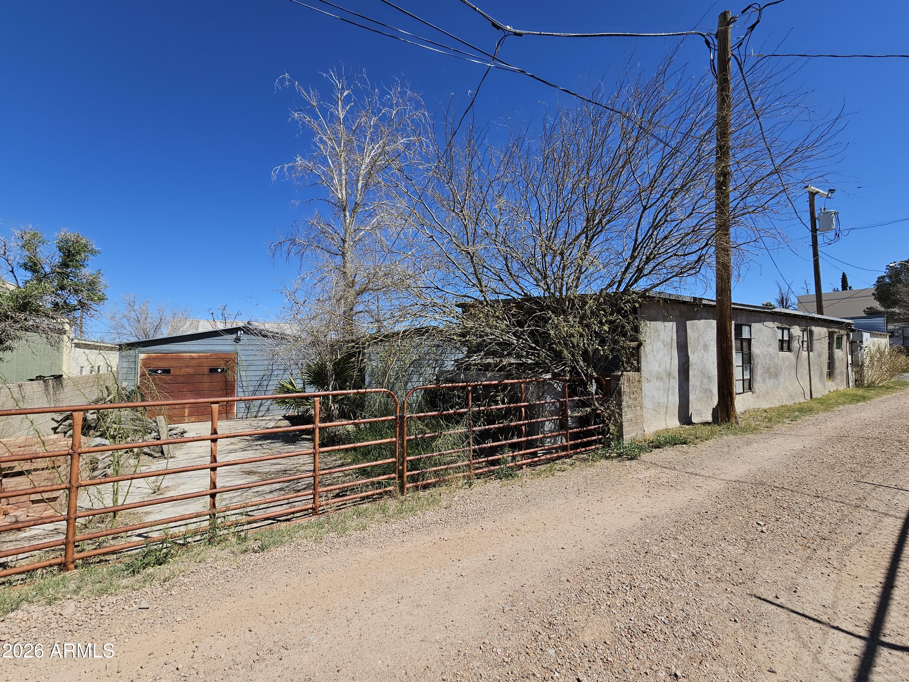TOMBSTONE - Commercial Sale