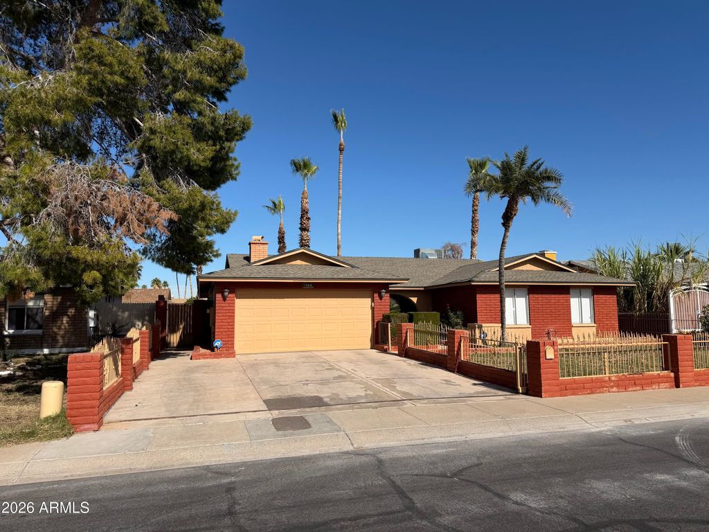 Photo of 3954 W Wood Drive, Phoenix, AZ 85029 (MLS # 6973444)