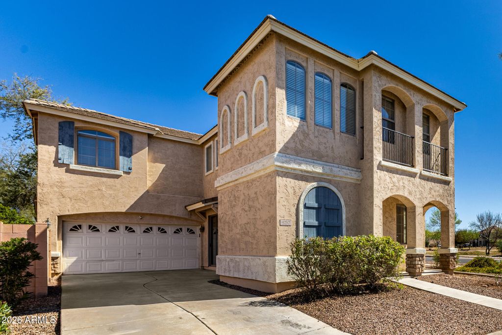 Photo of 4257 S Soboba Street, Gilbert, AZ 85297 (MLS # 6994975)