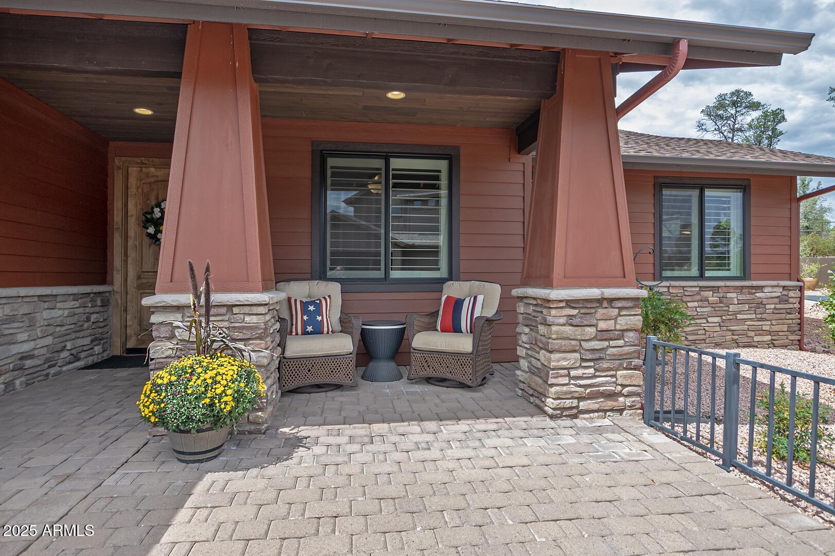 1006 N Autumn Sage Court