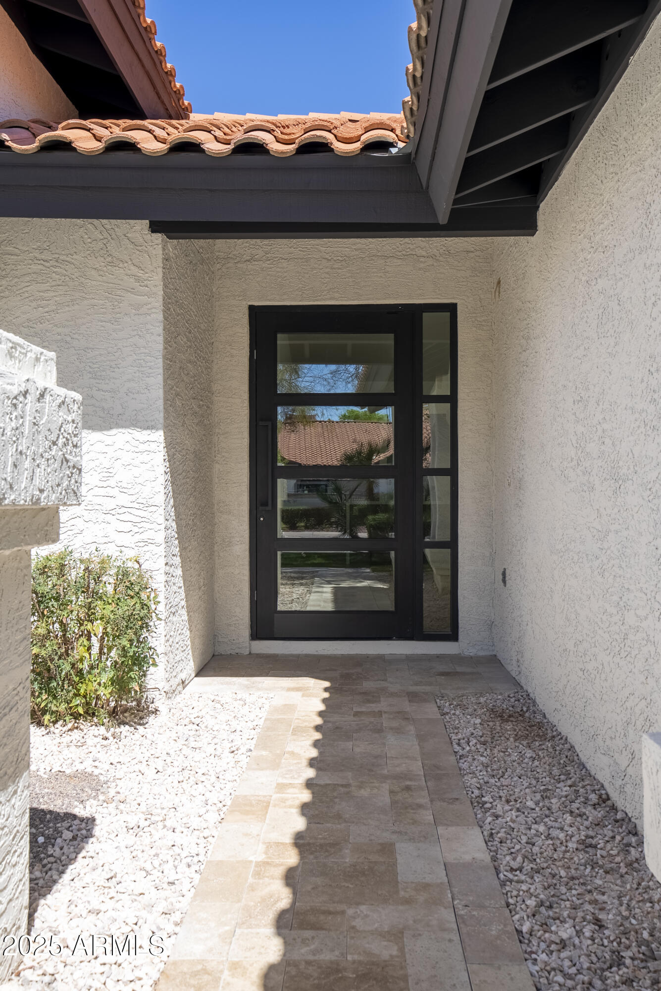 7624 E LARKSPUR Drive