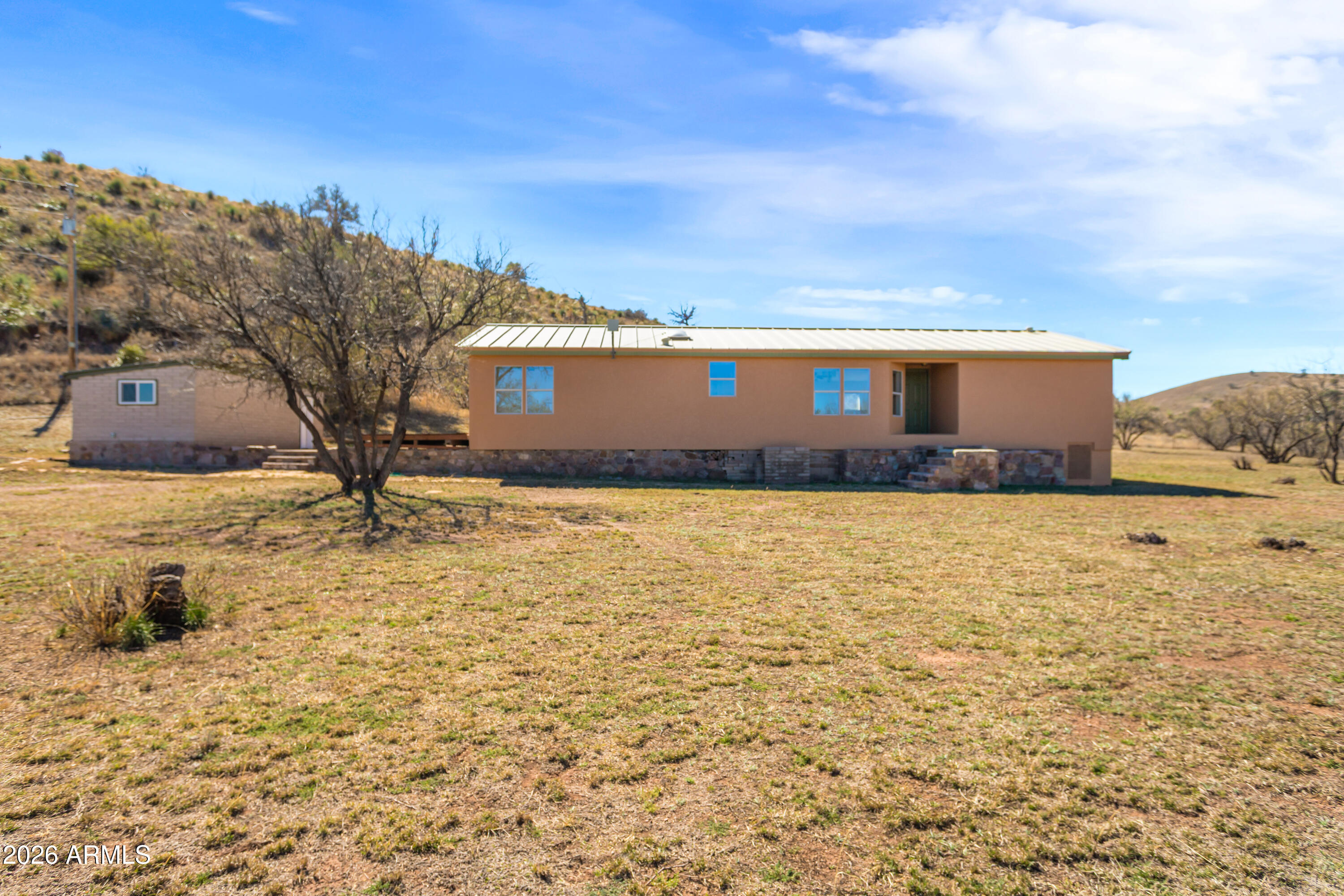 2 HEATHER HILLS Lane