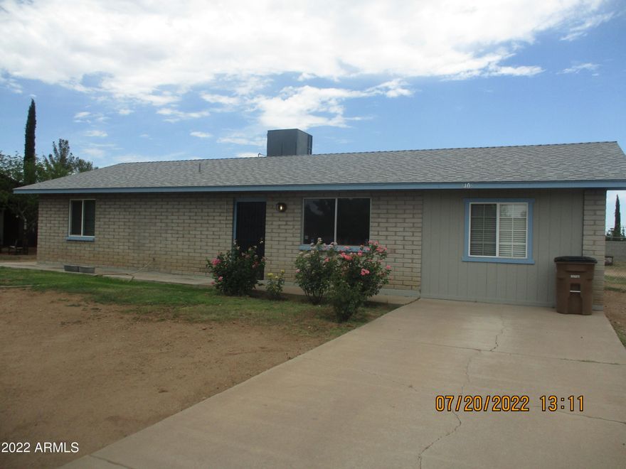 Your Mom and Dad said, find a nice solid brick home on a large corner lot with a large family room and open kitchen. Room to expand, room for the kids and dogs to run in, room to add a garage and storage..................... So, when can you move in? Call for an appointment.