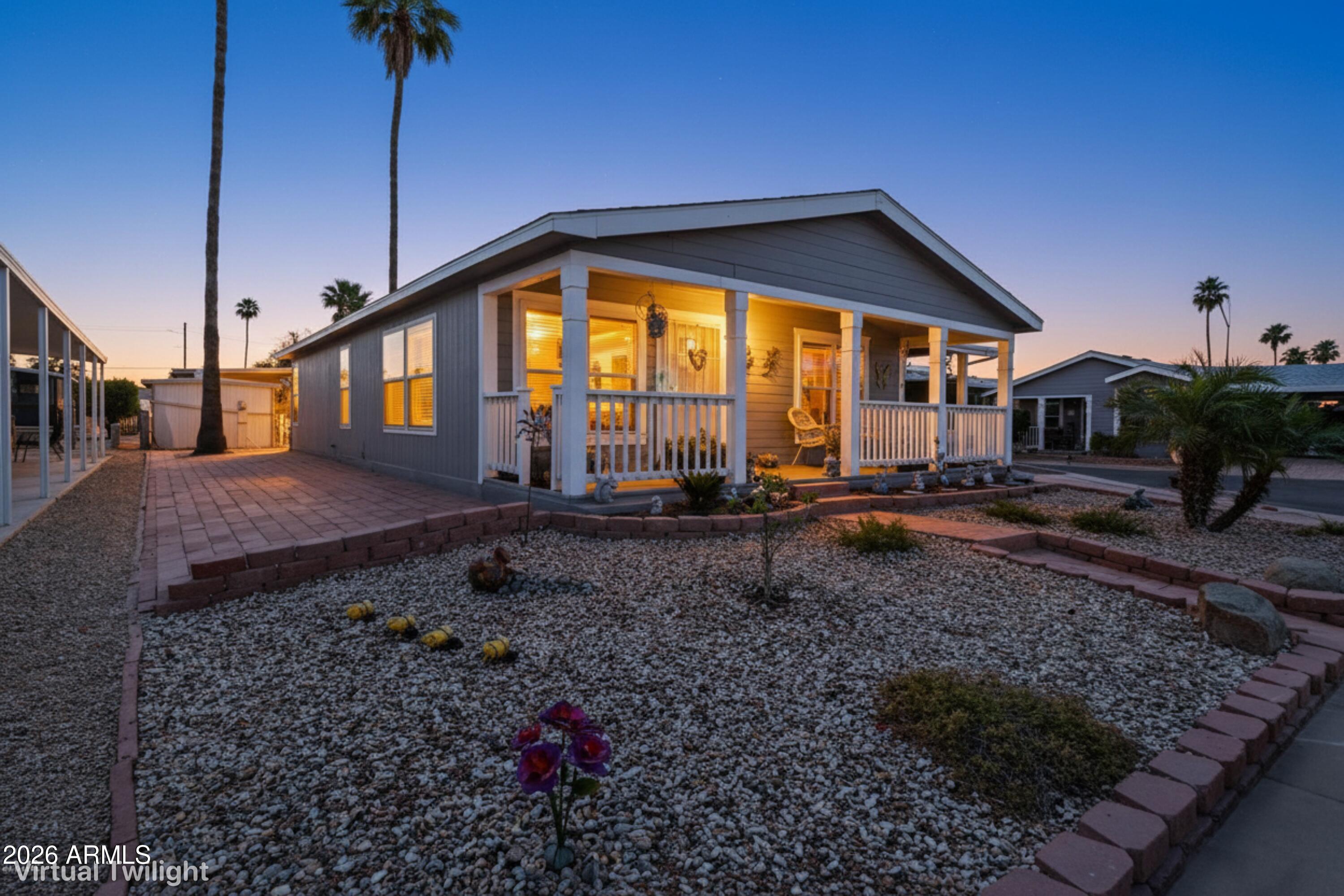 201 S GREENFIELD Road 211