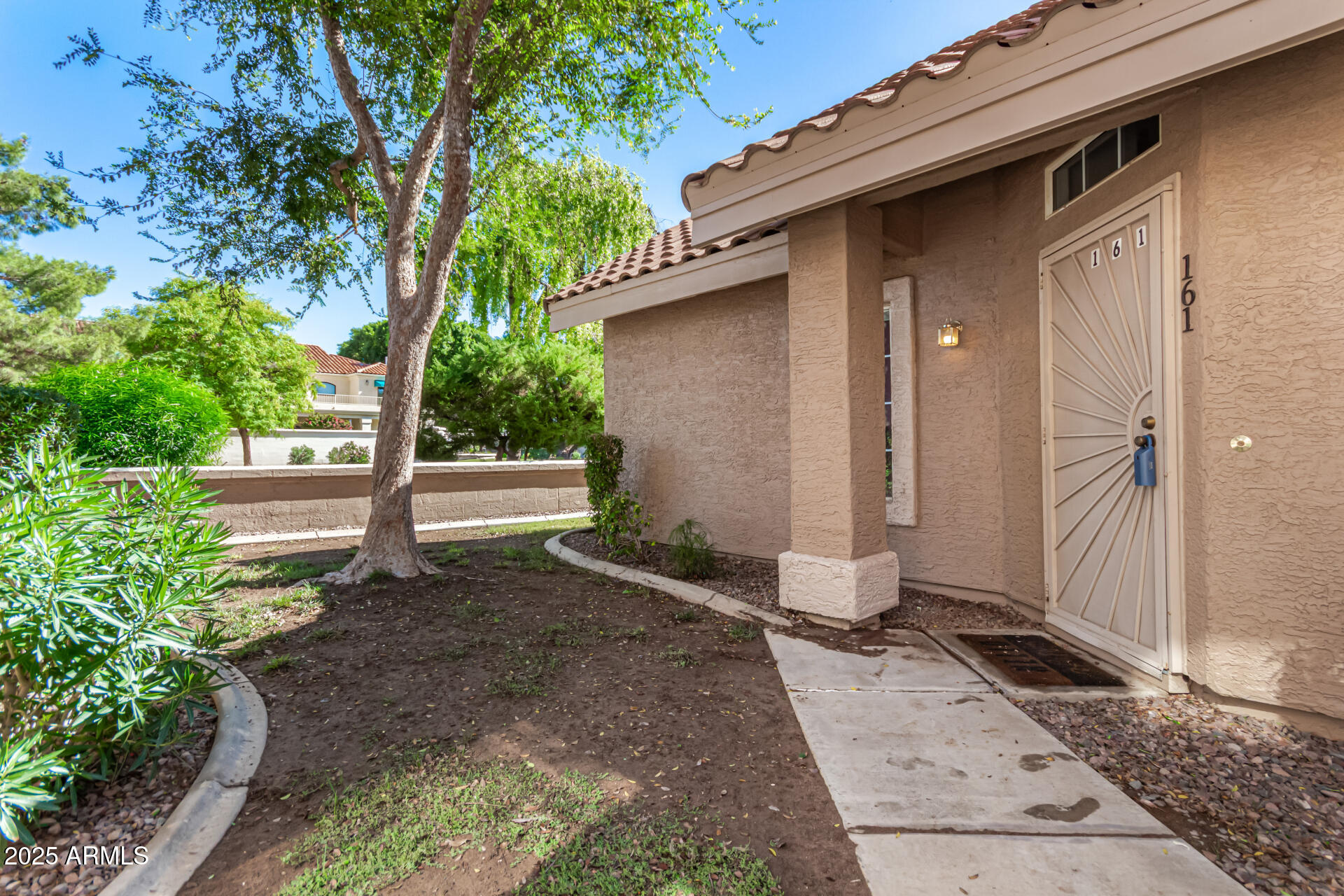 1633 E LAKESIDE Drive 161