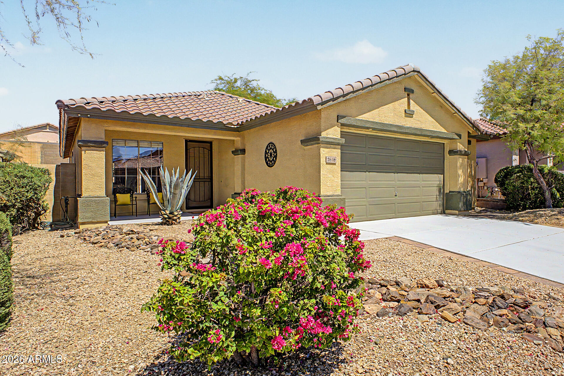2618 W WAYNE Lane