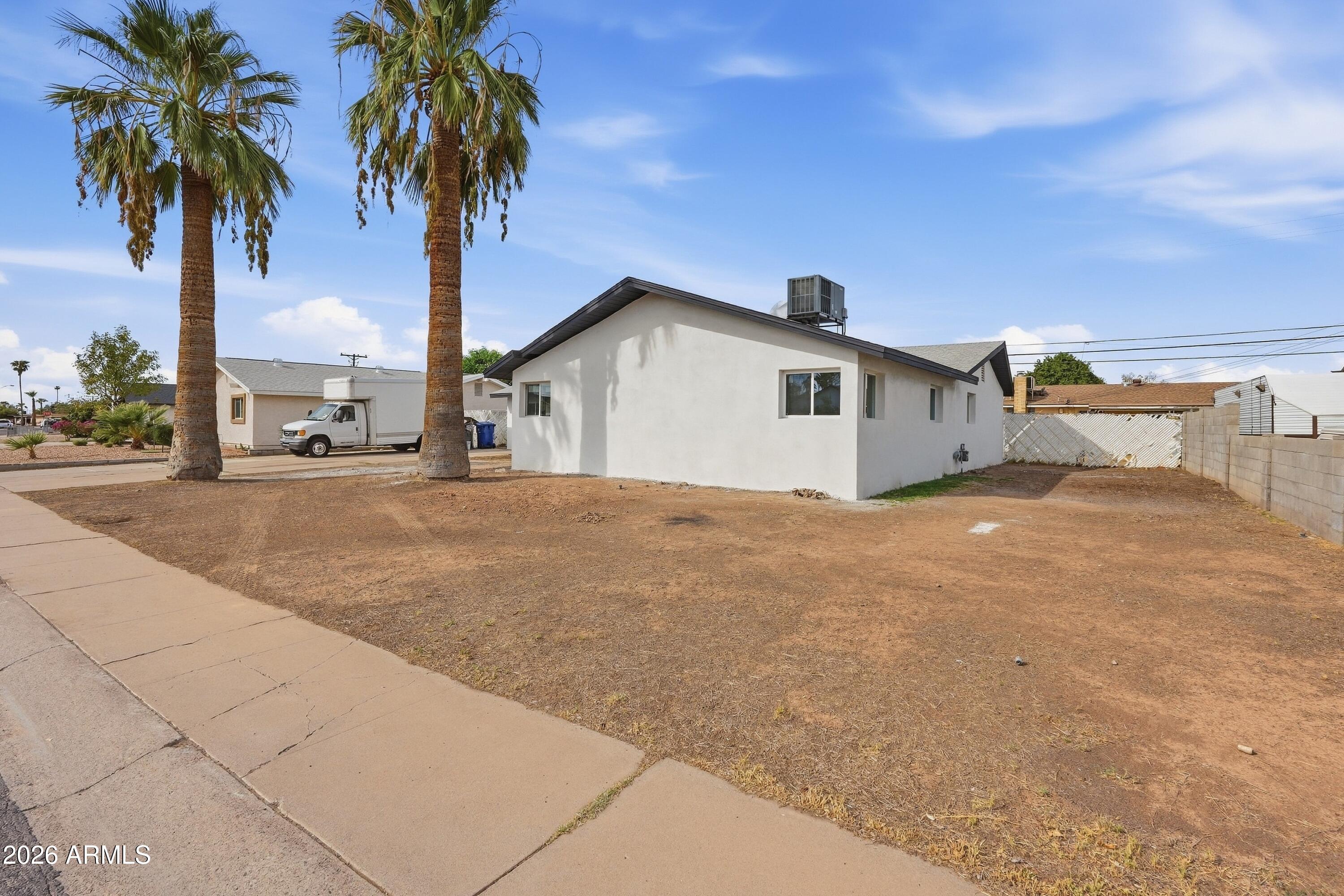 6402 W ORANGE Drive