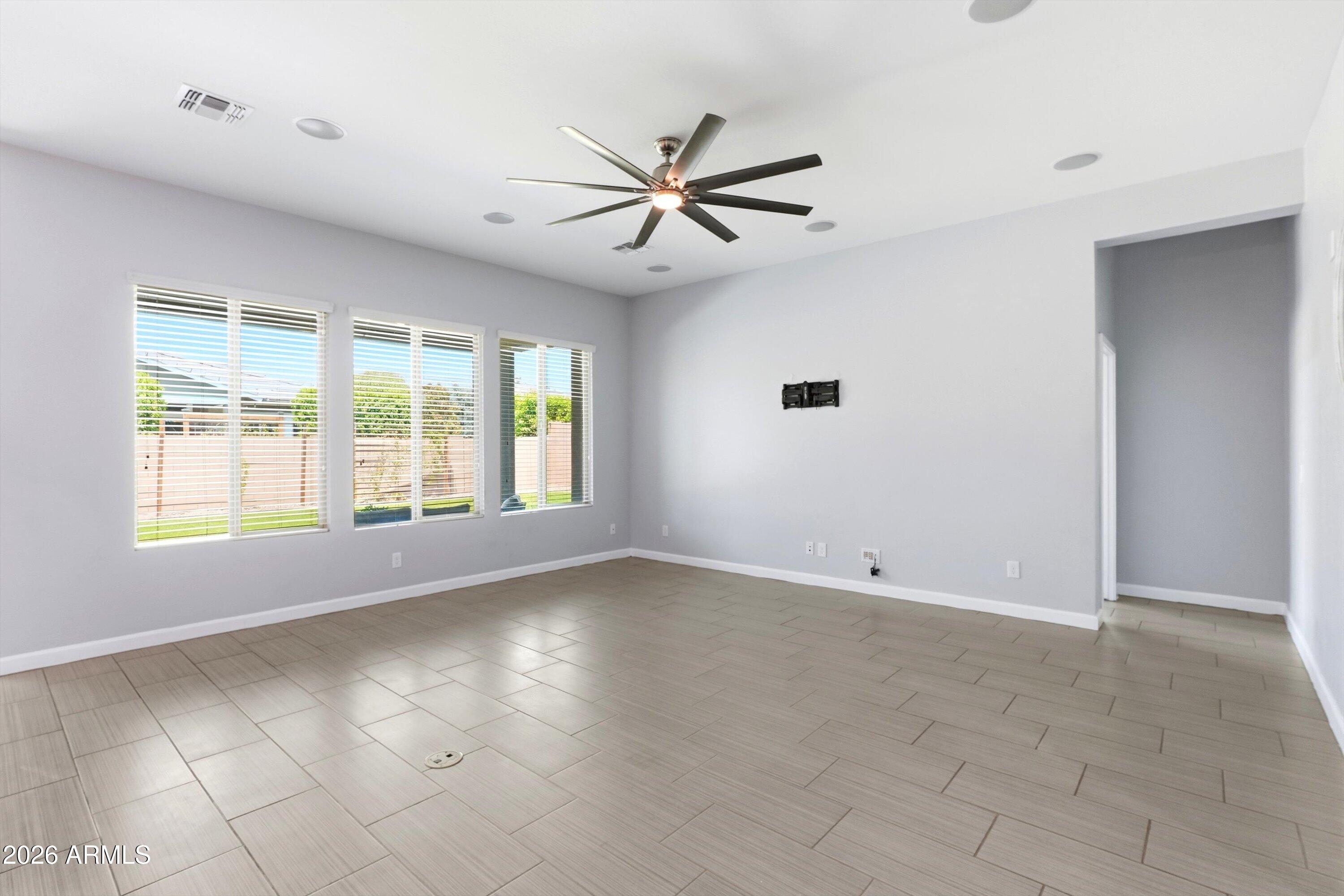 2850 E Spring Wheat Court