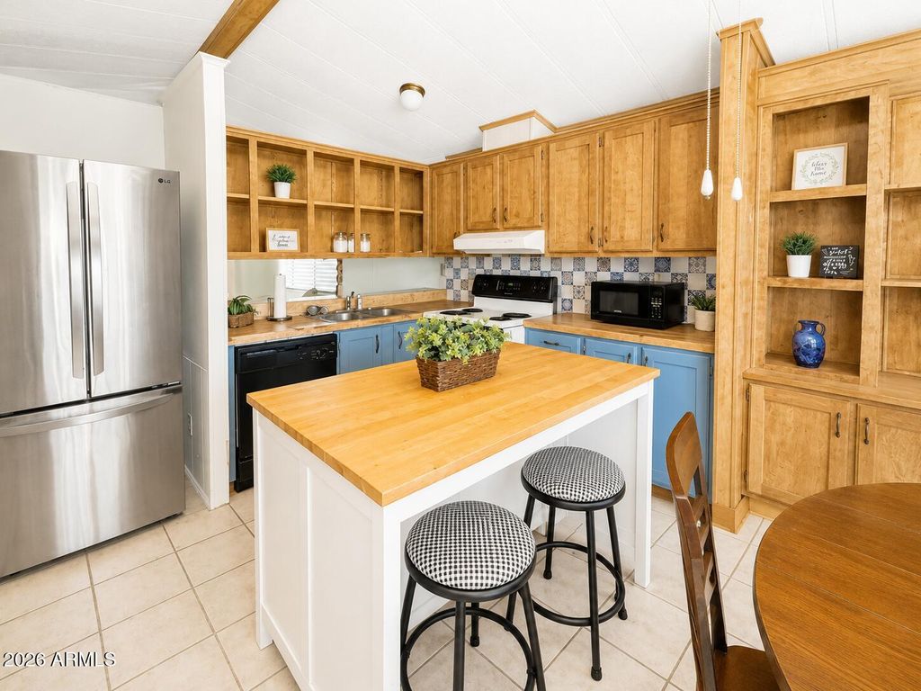 Photo of 8103 E Southern Avenue #301, Mesa, AZ 85209 (MLS # 7053308)