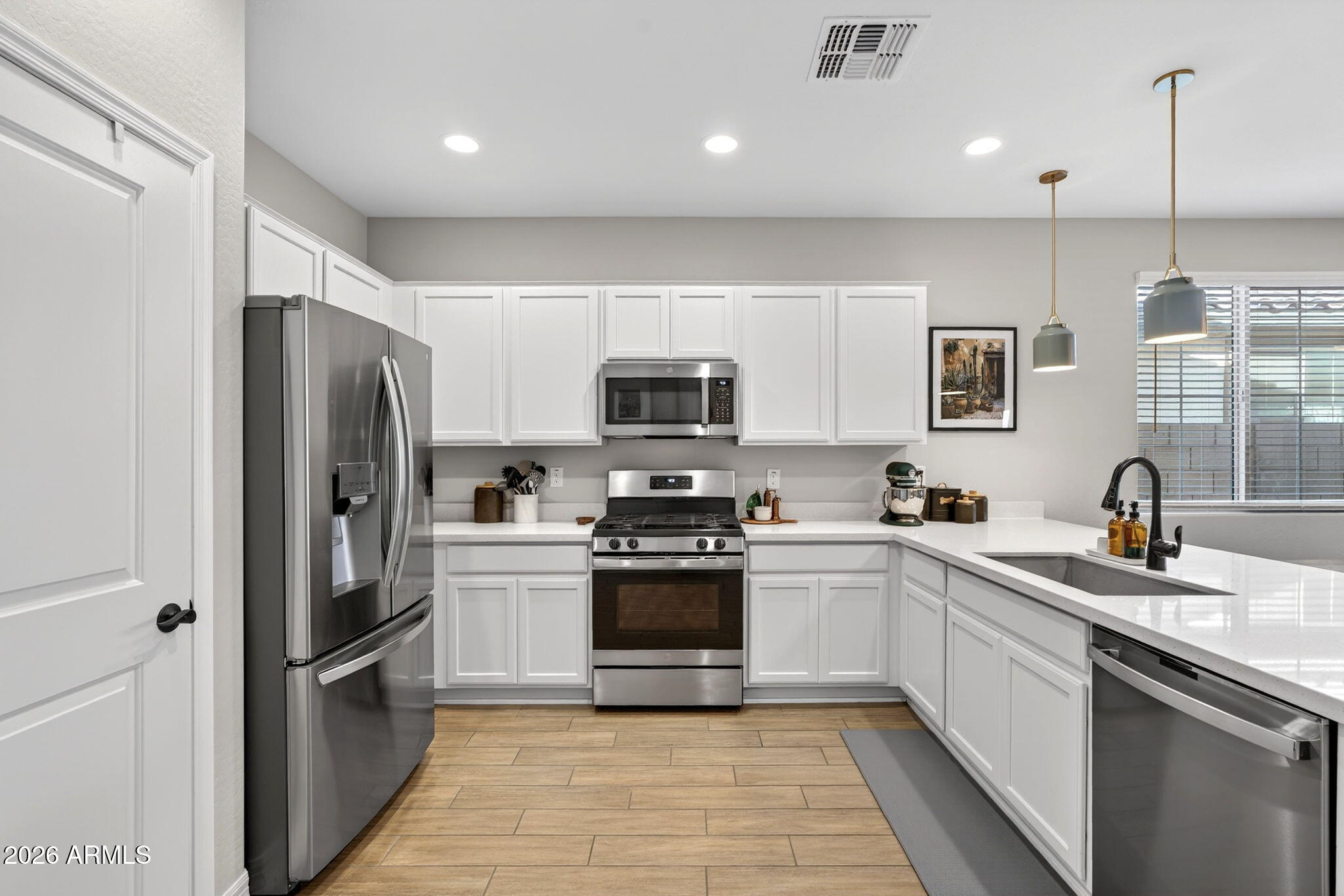 VICTORIA HEIGHTS - Residential