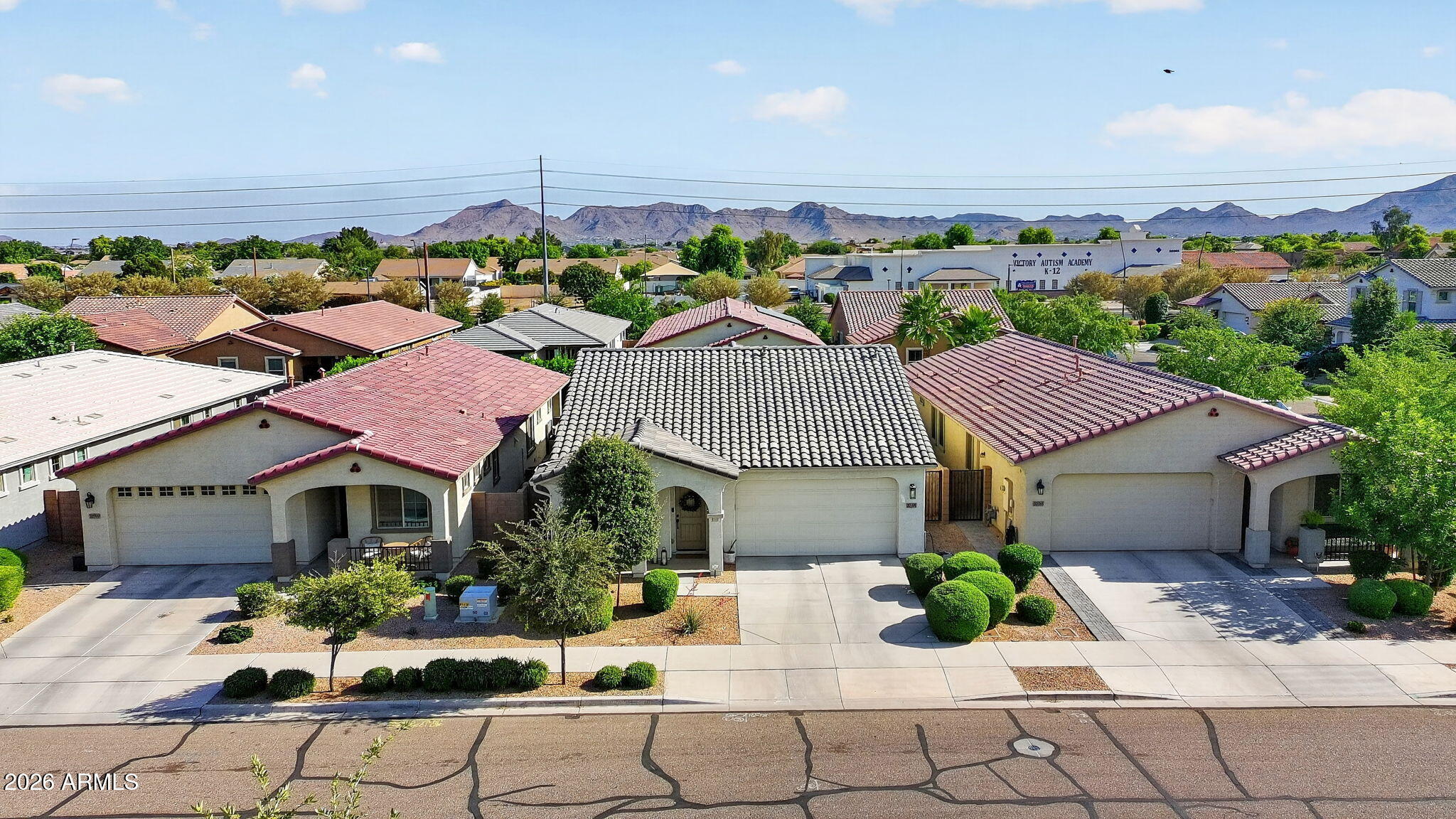 VICTORIA HEIGHTS - Residential