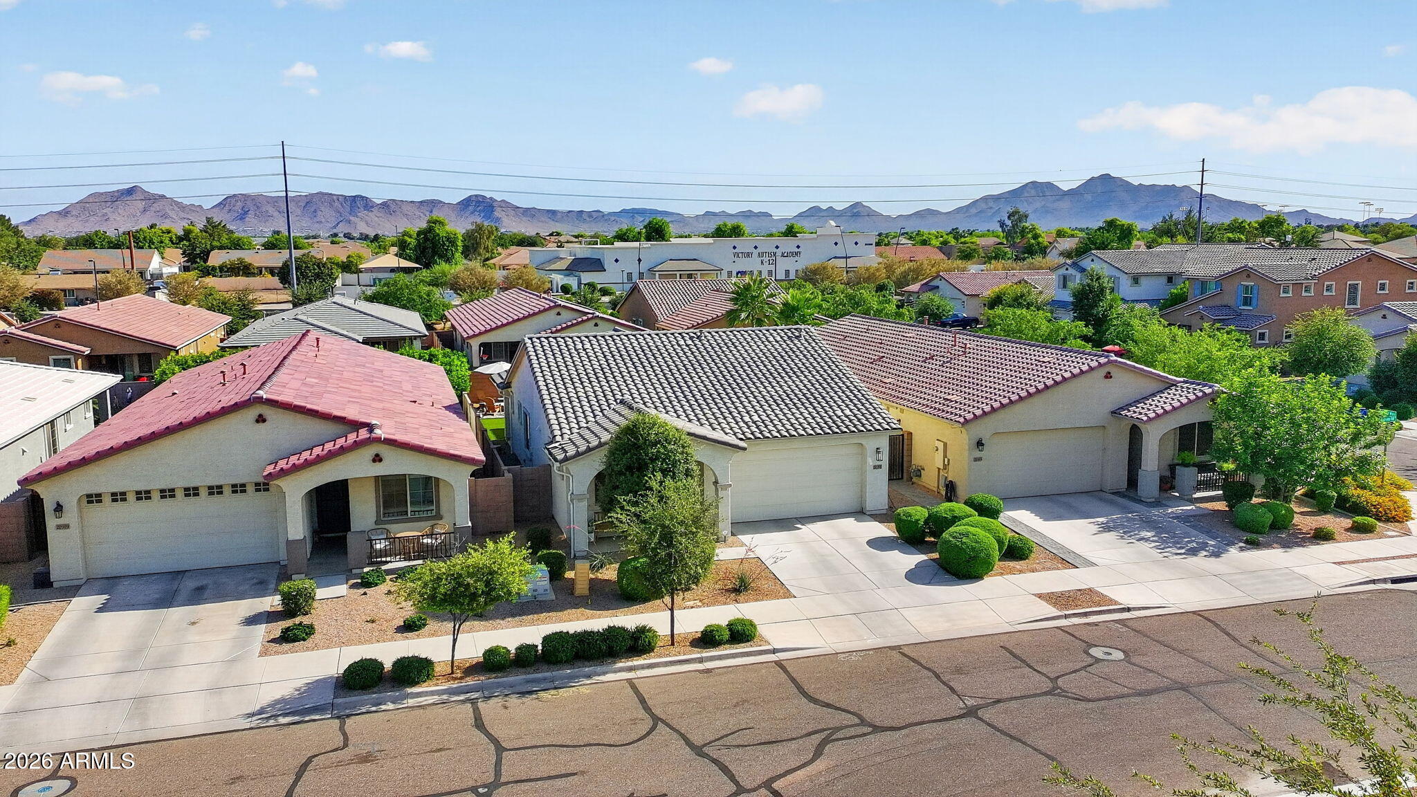 VICTORIA HEIGHTS - Residential