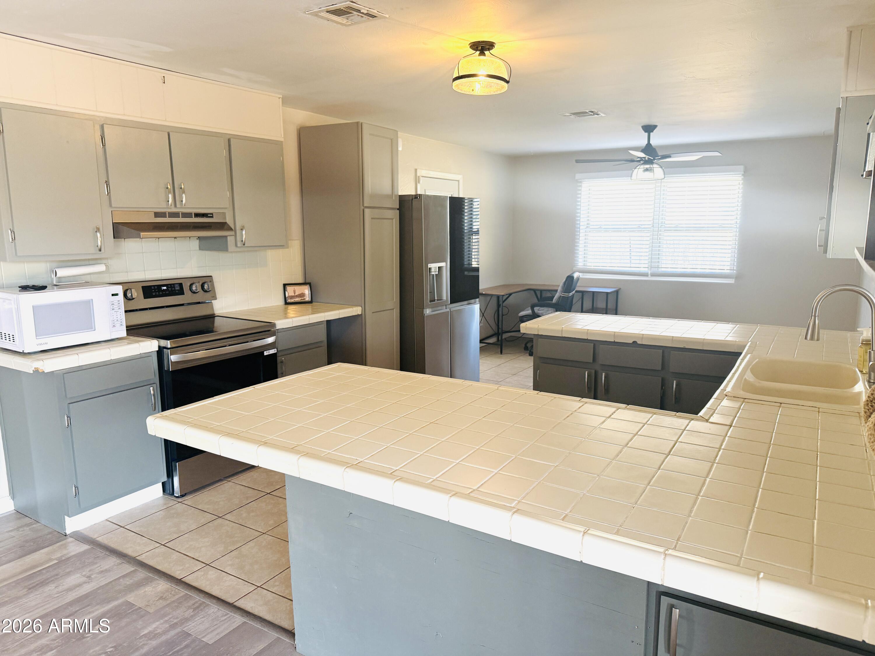 GARDEN CANYON HEIGHTS STRATCOM VILLAGE 2 - Residential