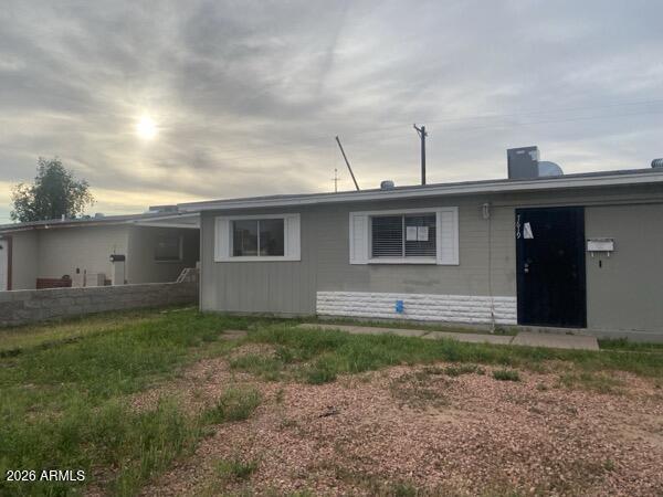 7619 W CLARENDON Avenue