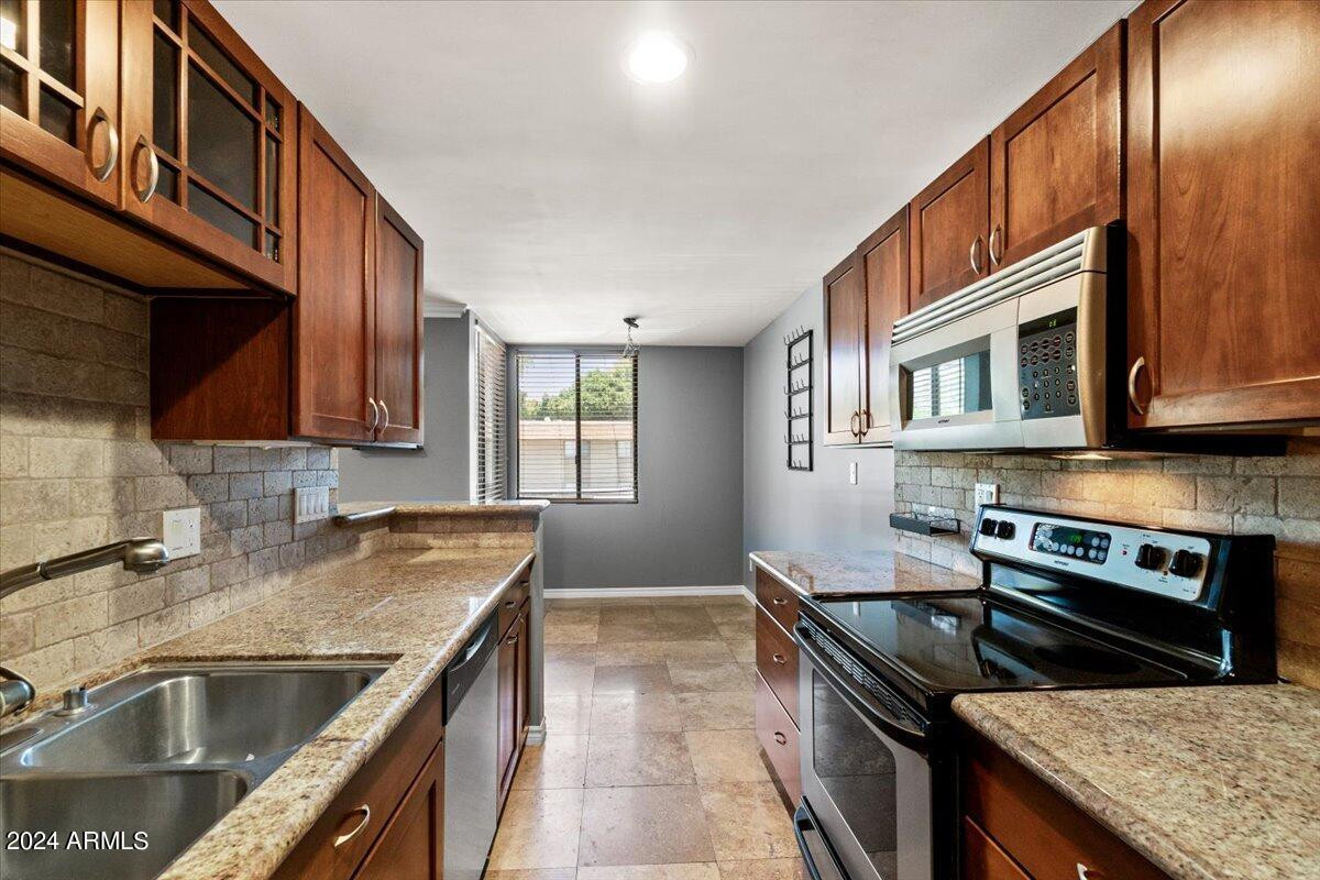 4120 N 78th Street 218