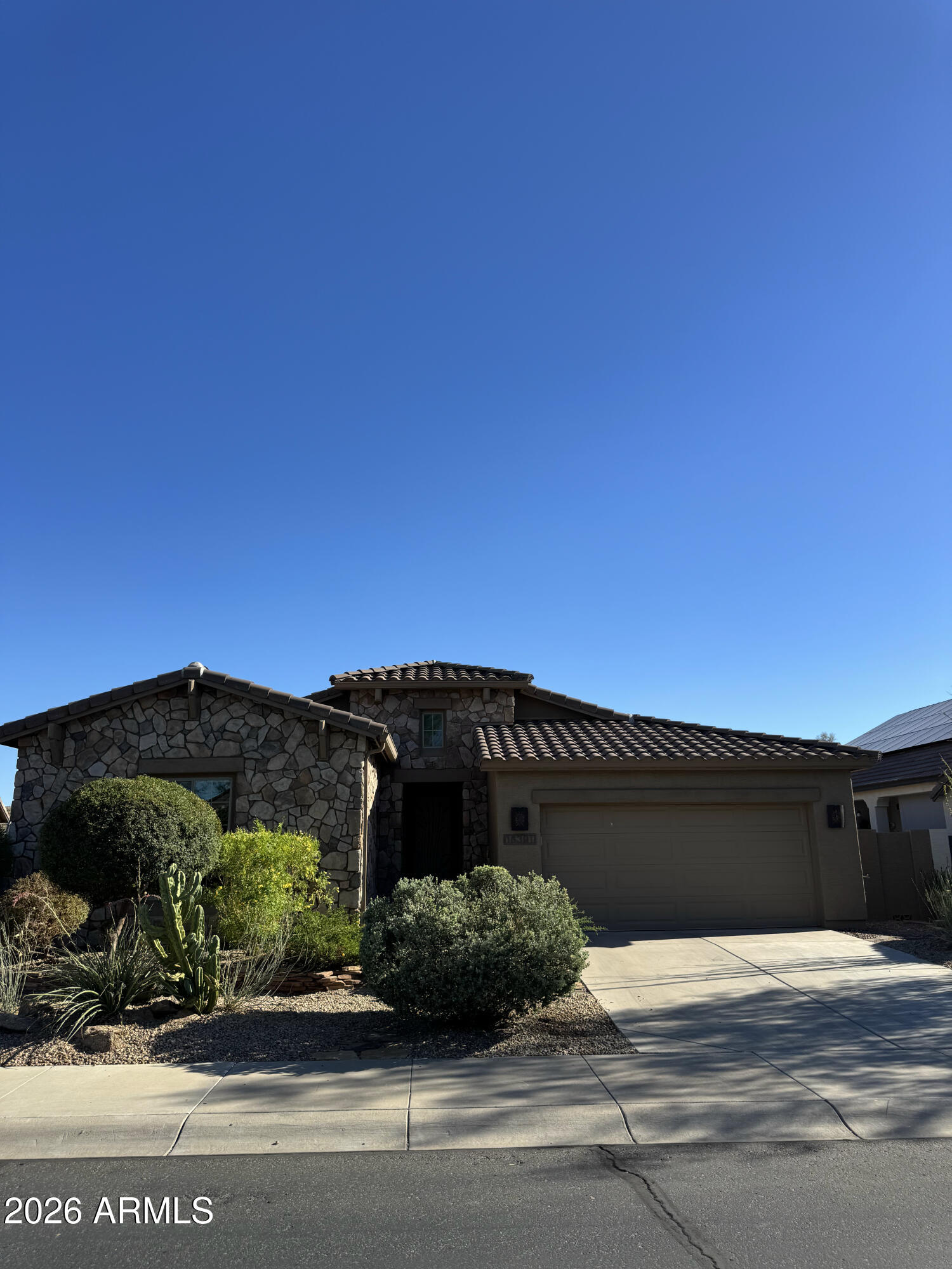 18391 W VERDIN Road