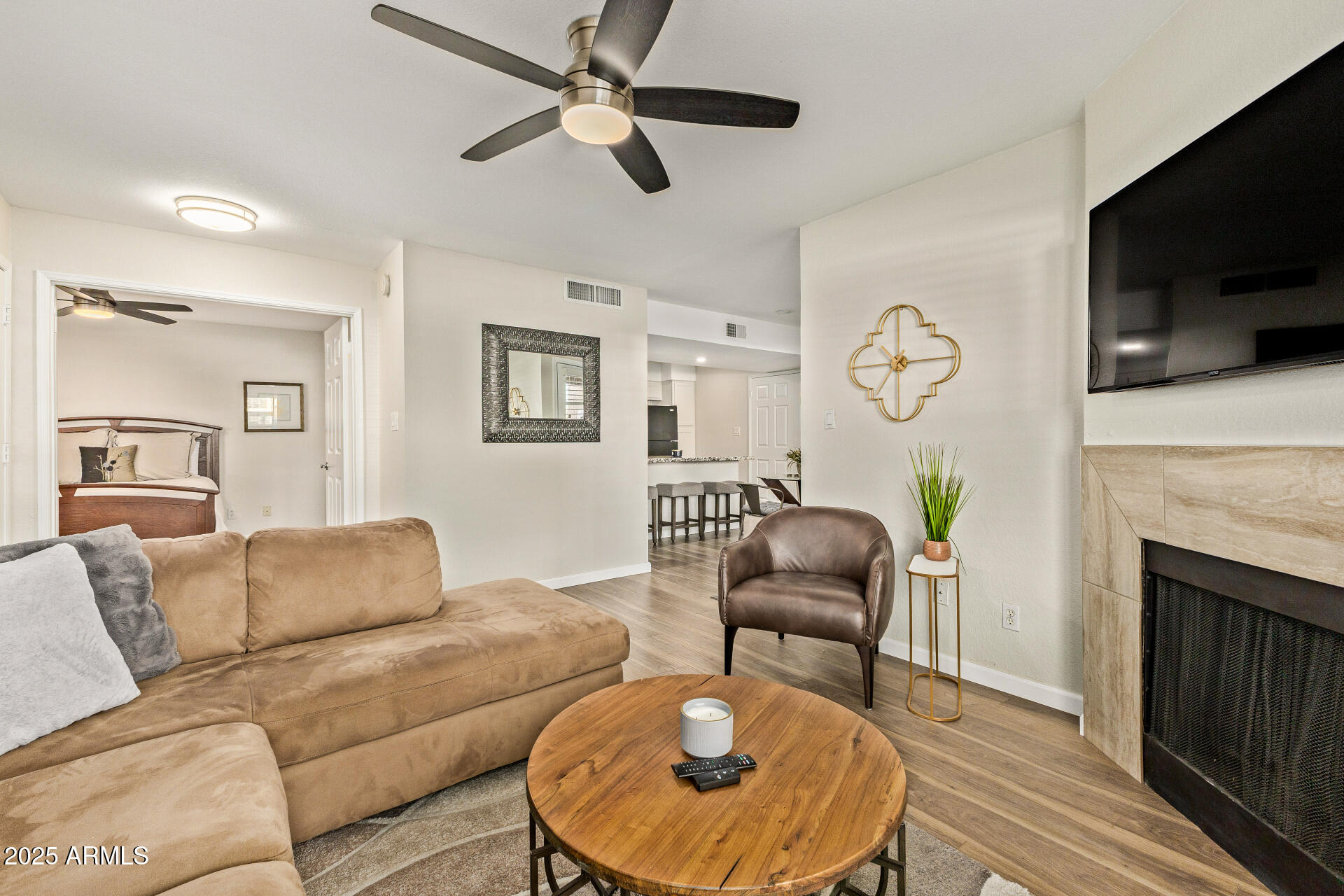 8787 E MOUNTAIN VIEW Road 1107