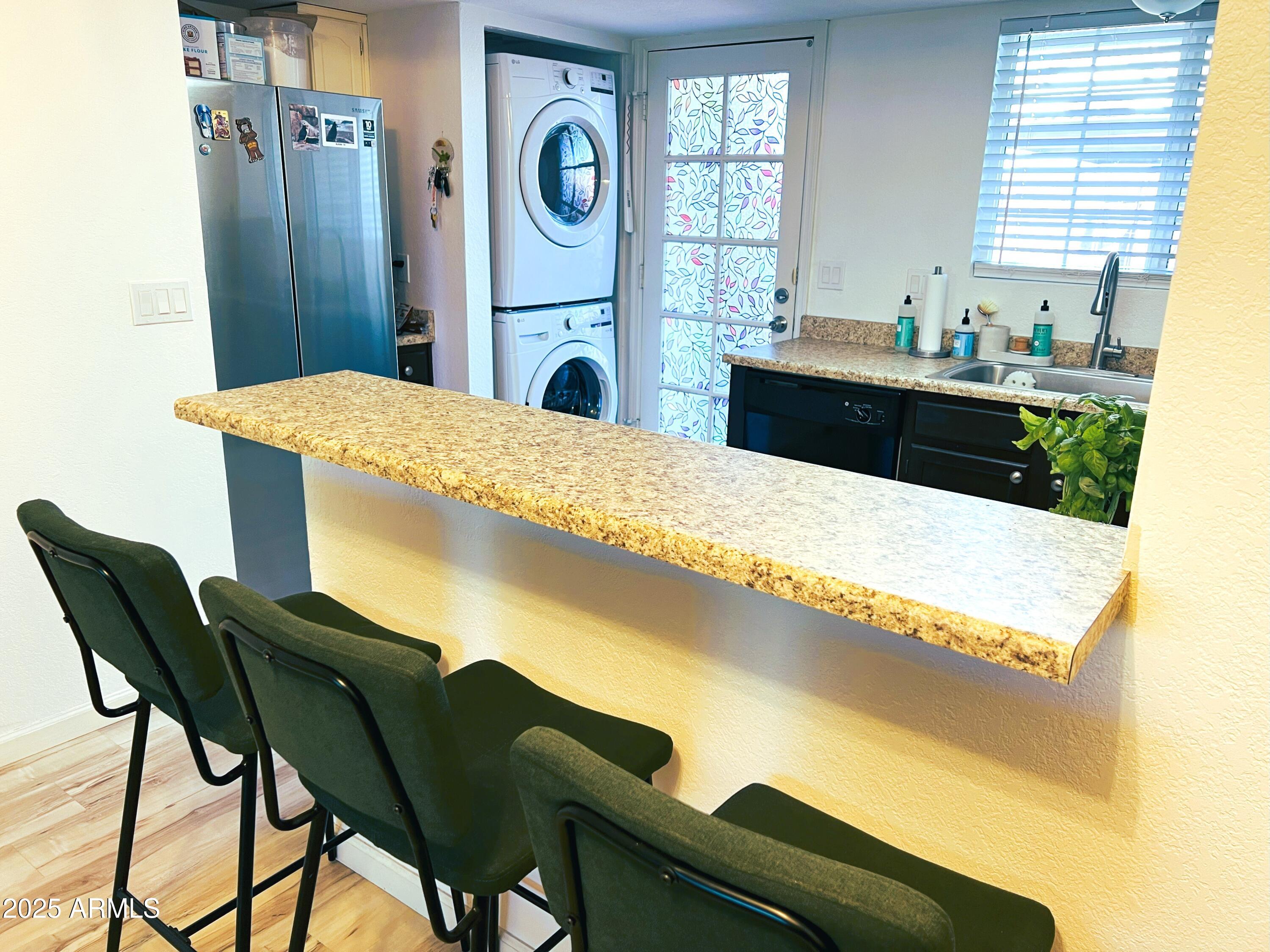 6609 W JAMAICA Drive