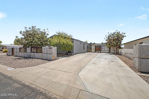 Property photo of 9437 E Emelita Avenue, Mesa, AZ 85208