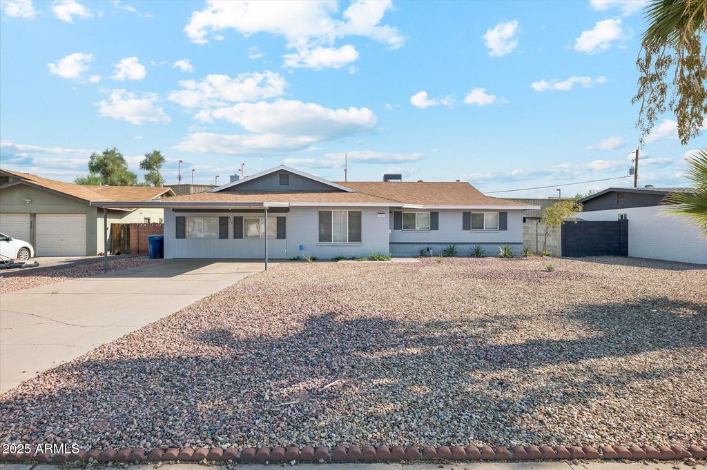 Photo of 313 E Riviera Drive, Tempe, AZ 85282 (MLS # 6910418)