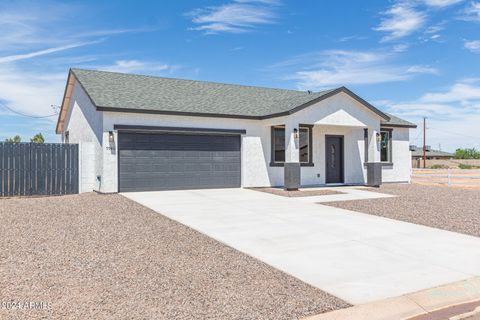 A home in Arizona City