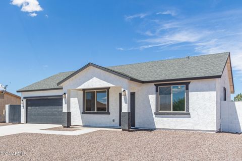 A home in Arizona City