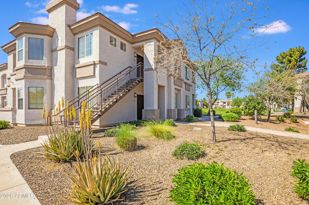 Photo of 1941 S Pierpont Drive #2032, Mesa, AZ 85206 (MLS # 7000533)