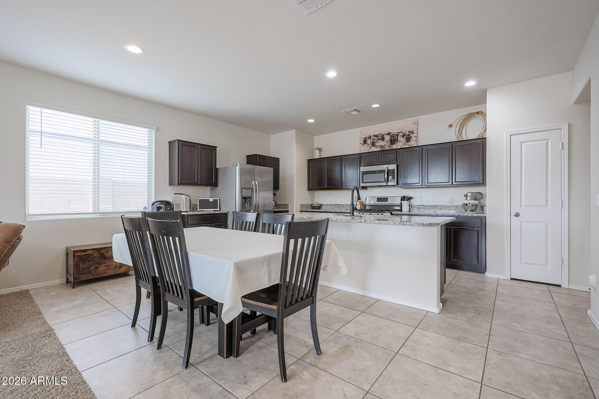 31029 W COLUMBUS Avenue