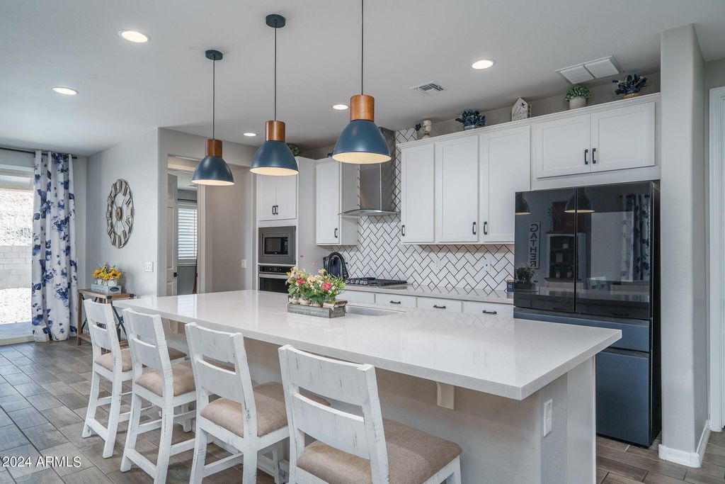 Photo of 11987 S 172nd Avenue, Goodyear, AZ 85338 (MLS # 6918840)