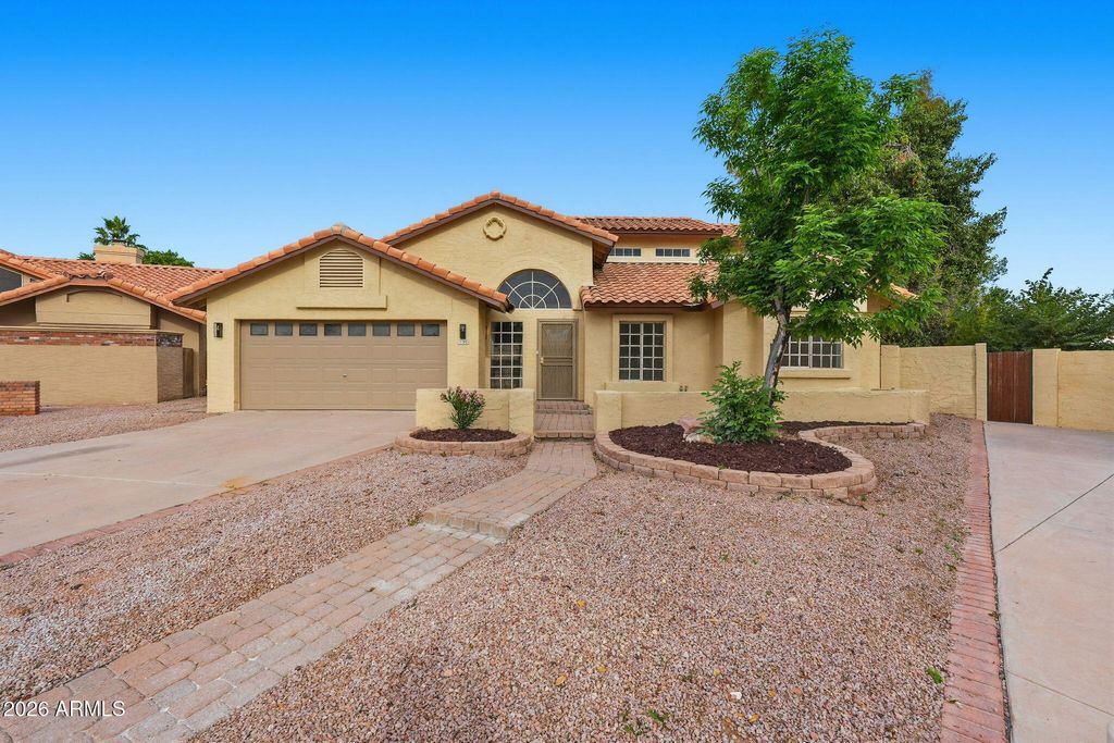 Photo of 845 N Oak Court, Chandler, AZ 85226 (MLS # 6977088)