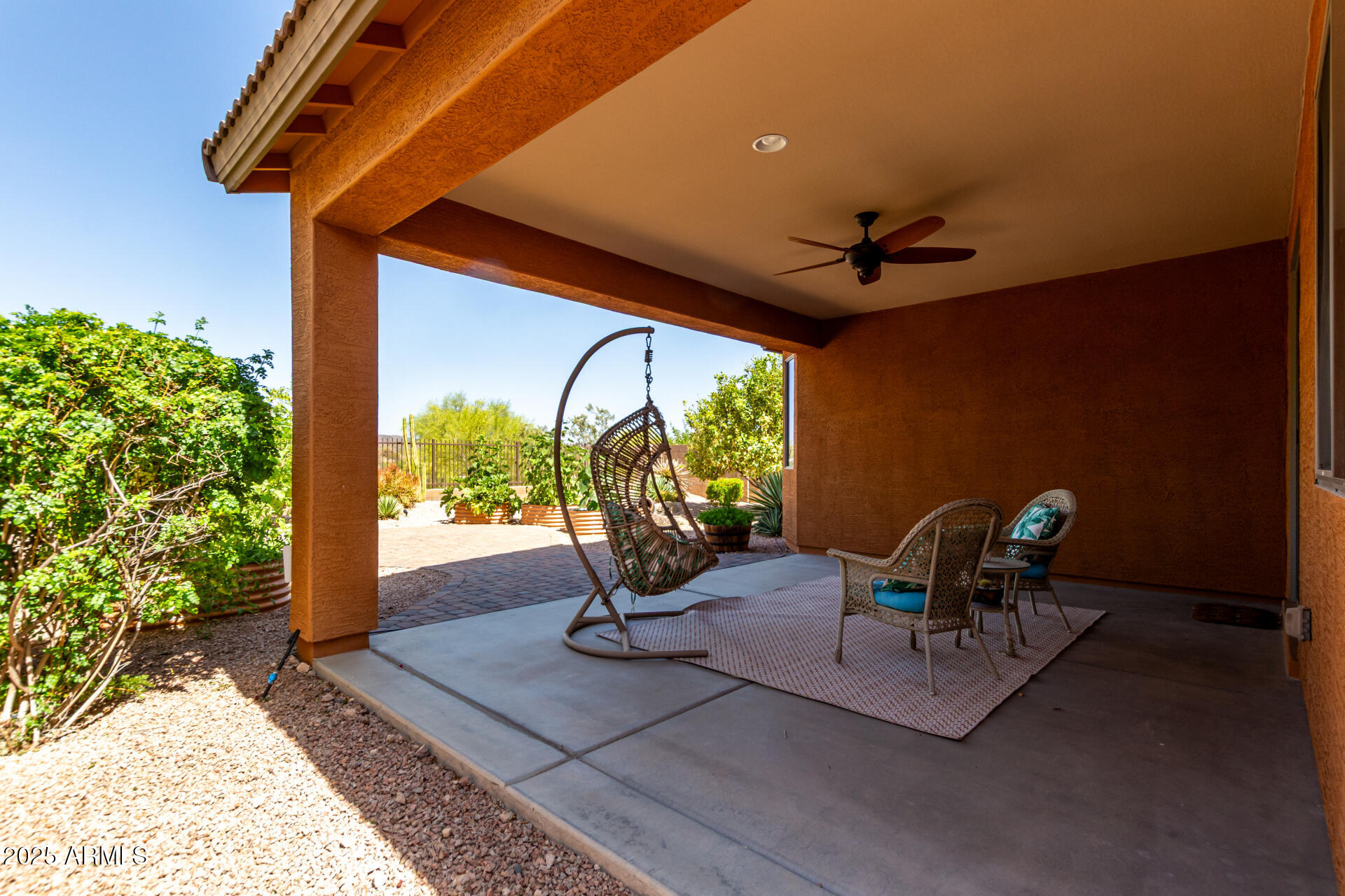 ENTRADA DEL ORO UNIT 1 - Residential