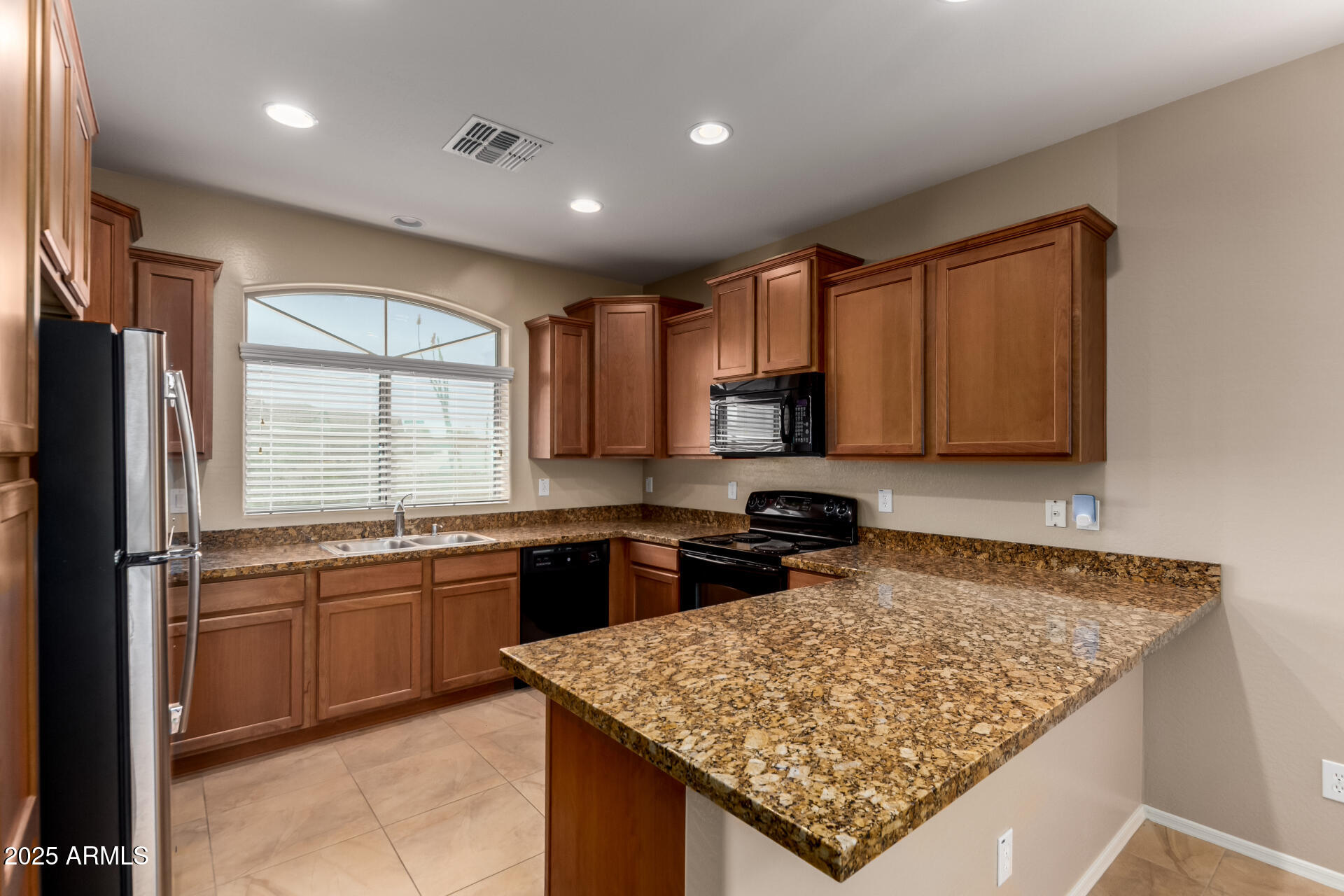ENTRADA DEL ORO UNIT 1 - Residential