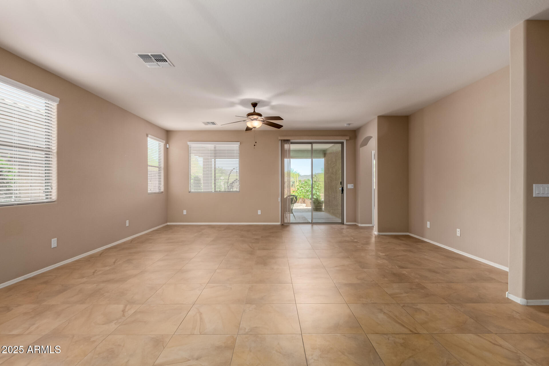 ENTRADA DEL ORO UNIT 1 - Residential