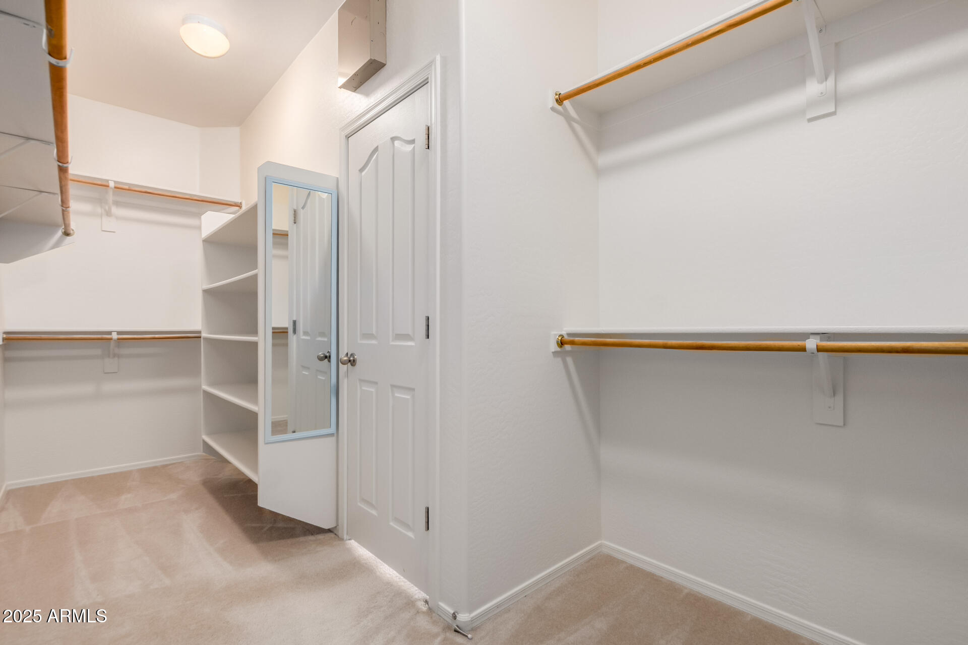 ENTRADA DEL ORO UNIT 1 - Residential