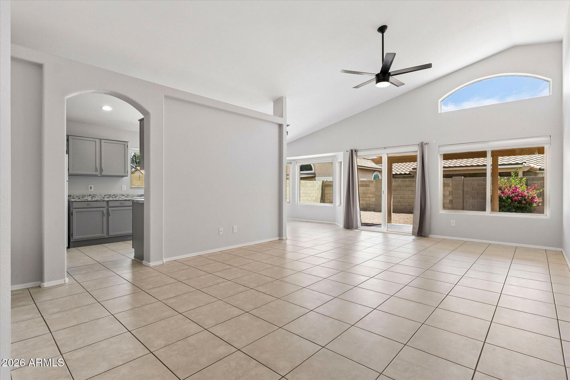 2560 N LINDSAY Road 55
