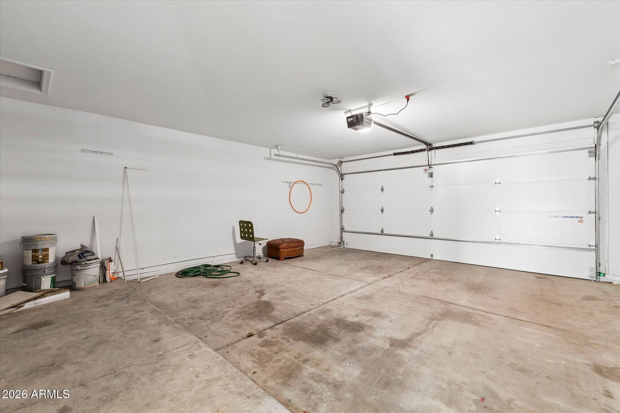 2560 N LINDSAY Road 55