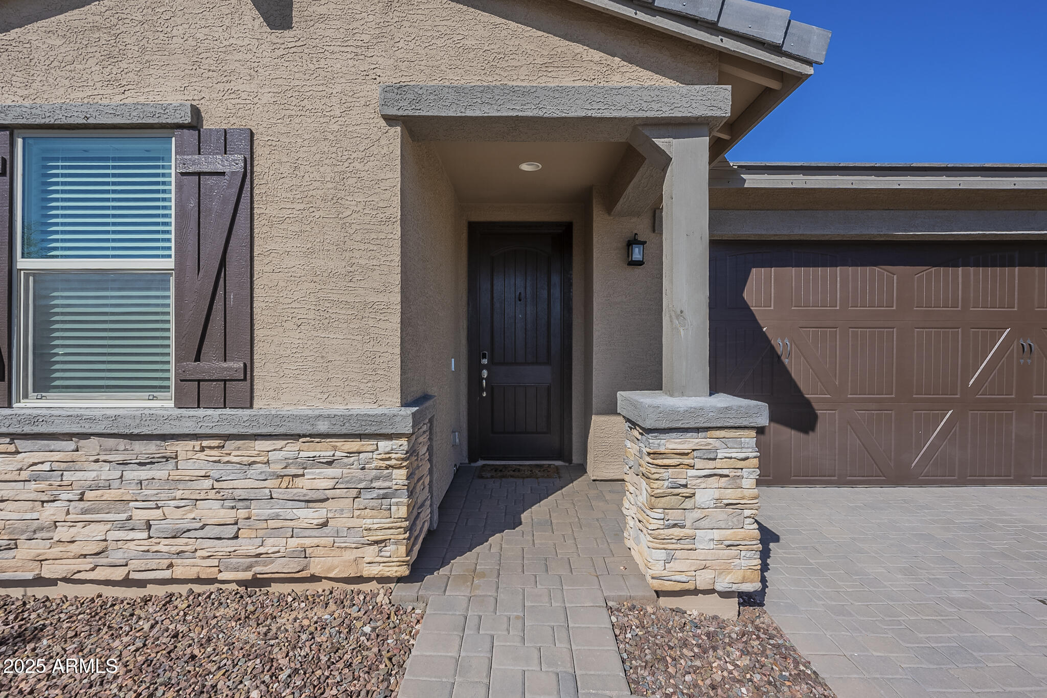 17430 W Red Fox Road