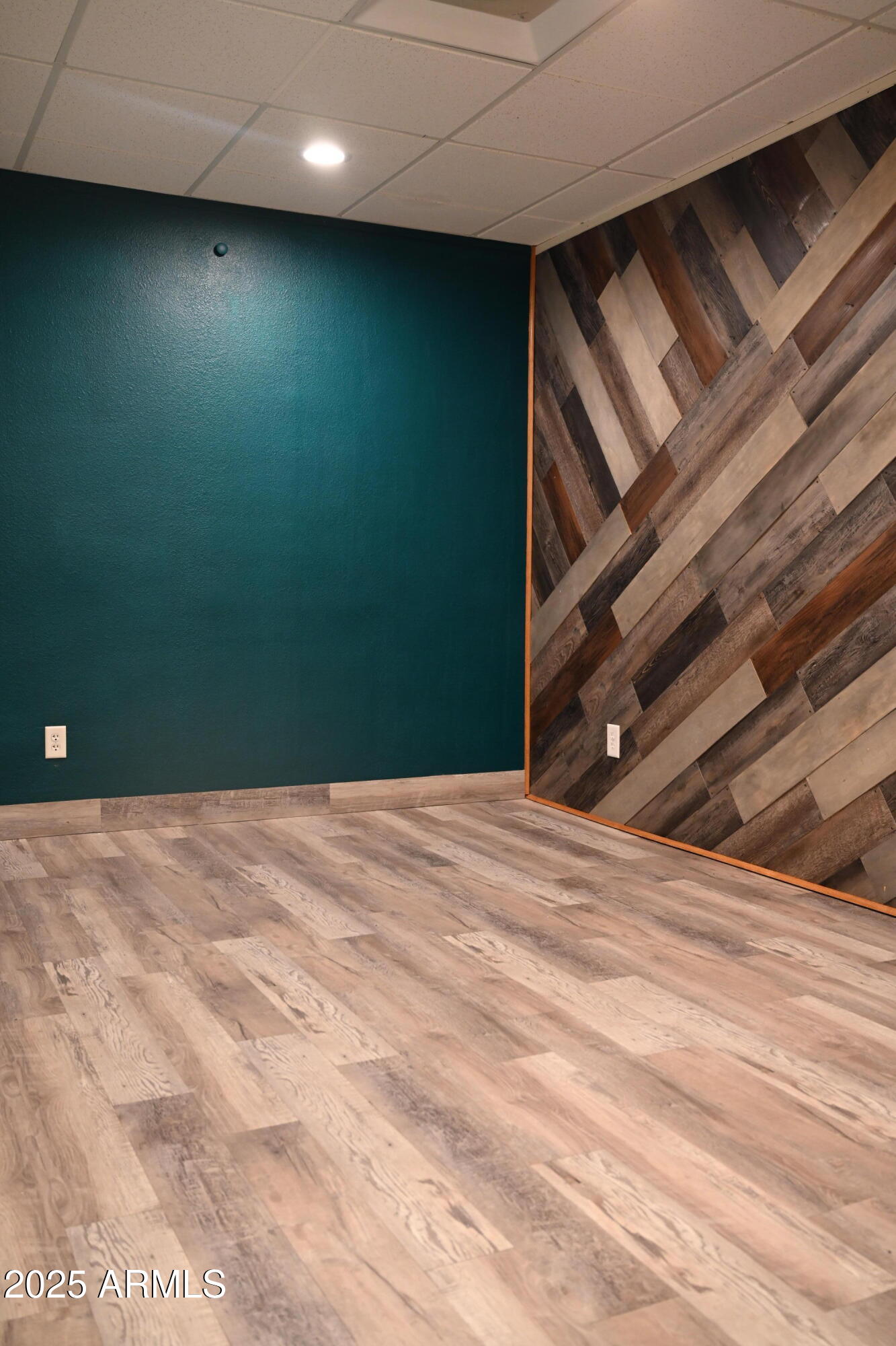 8821 N 7TH Street 305