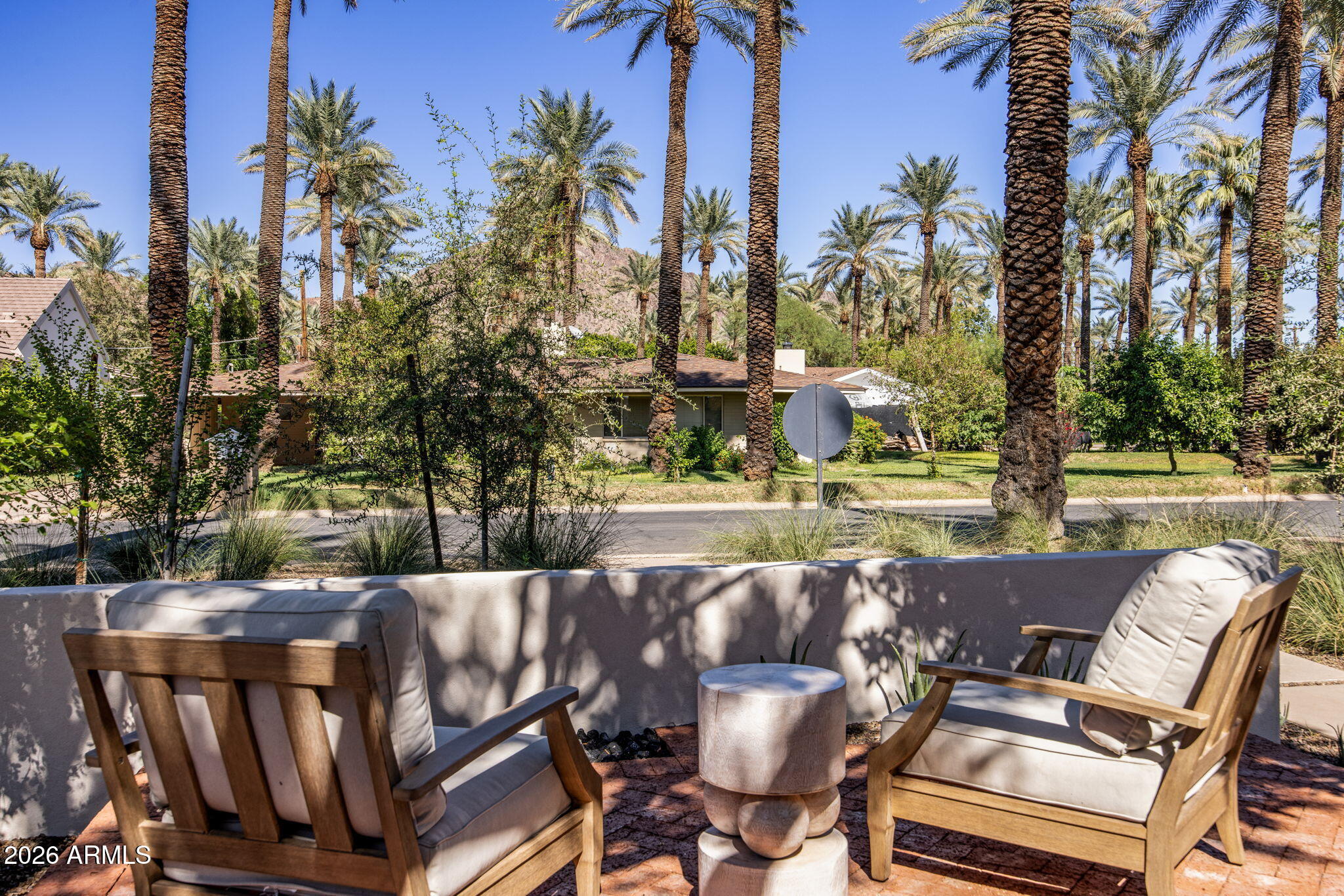 4713 E CALLE REDONDA --