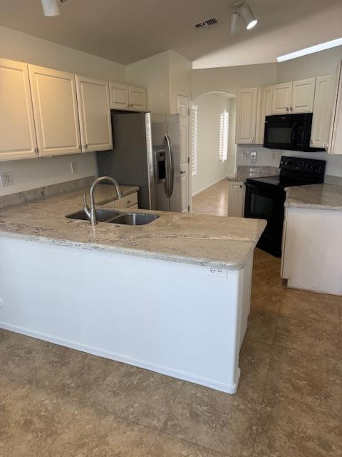 4421 E Desert Wind Drive